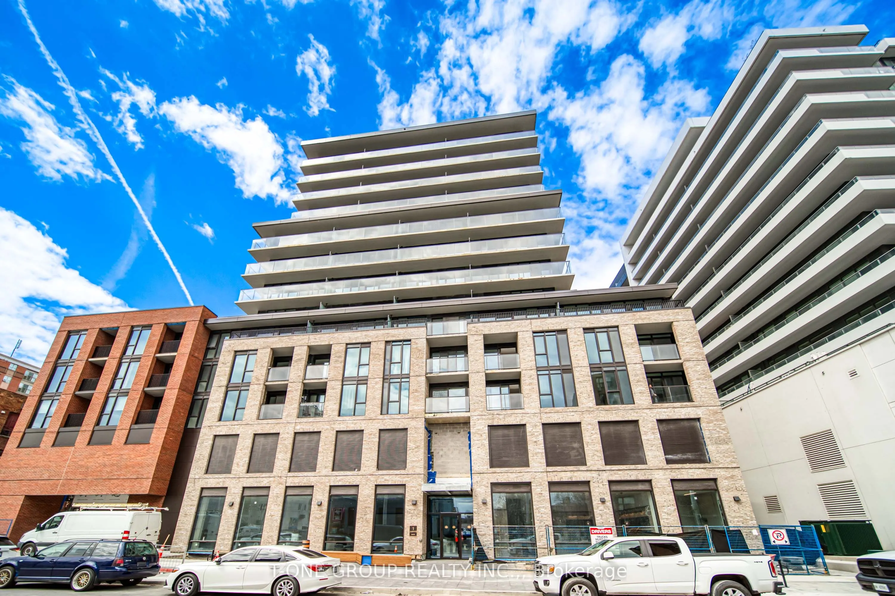 1 Jarvis Street, #910