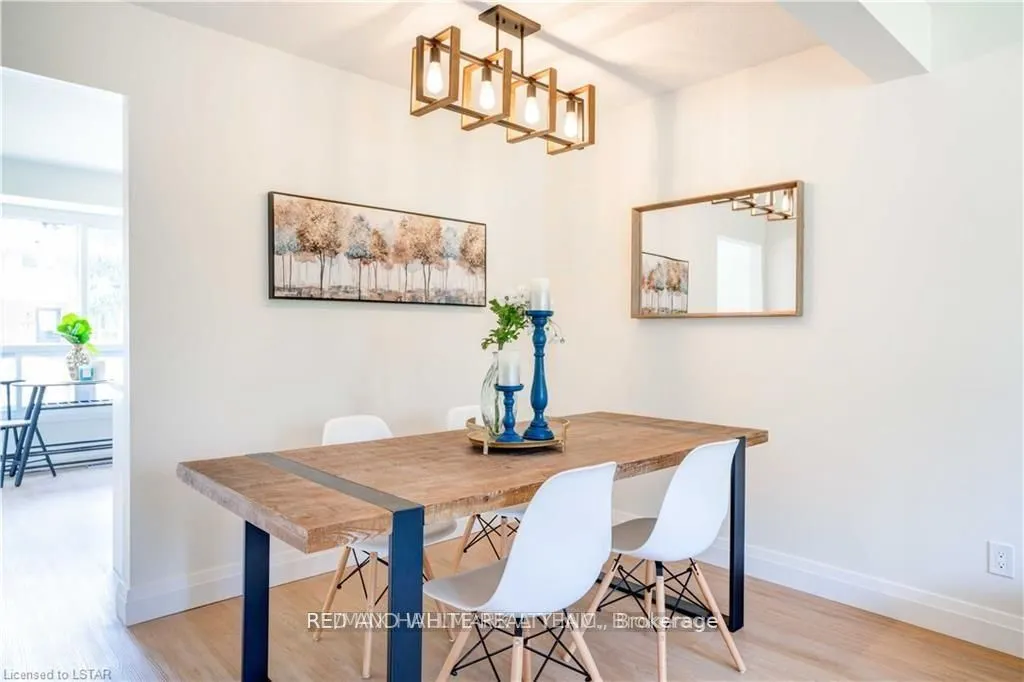355 Sandringham Crescent, #UNIT-54
