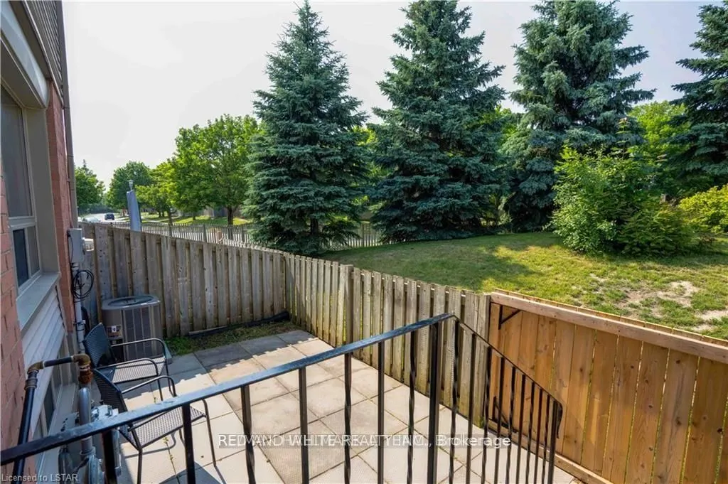 355 Sandringham Crescent, #UNIT-54