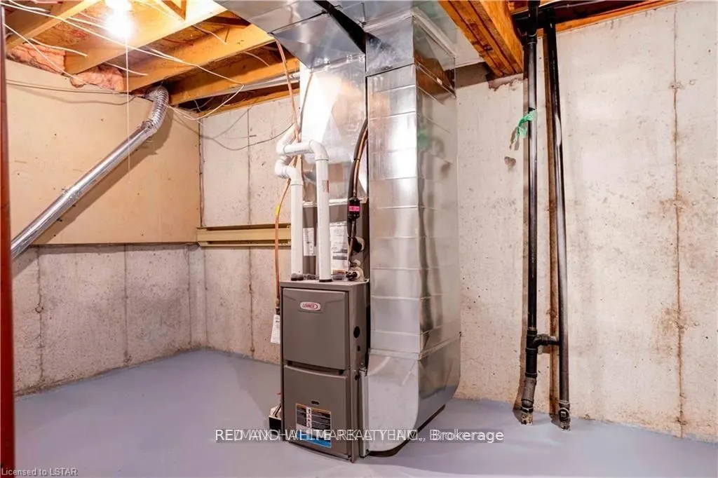 355 Sandringham Crescent, #UNIT-54