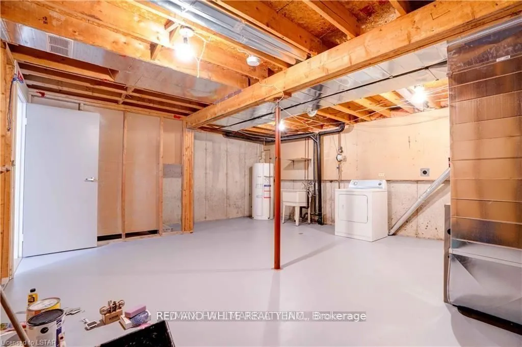 355 Sandringham Crescent, #UNIT-54