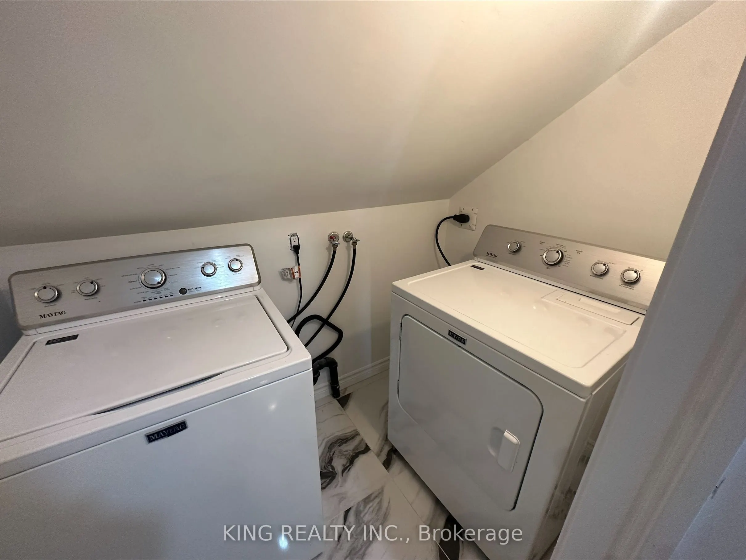 1243 Bruce Avenue, #Main