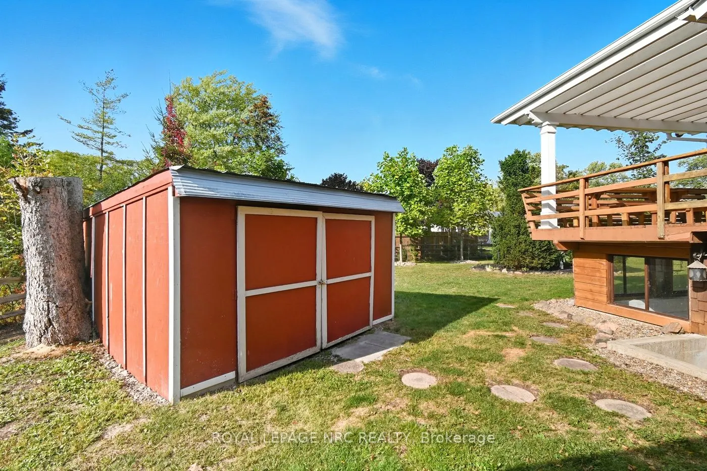 10592 Woodland Drive