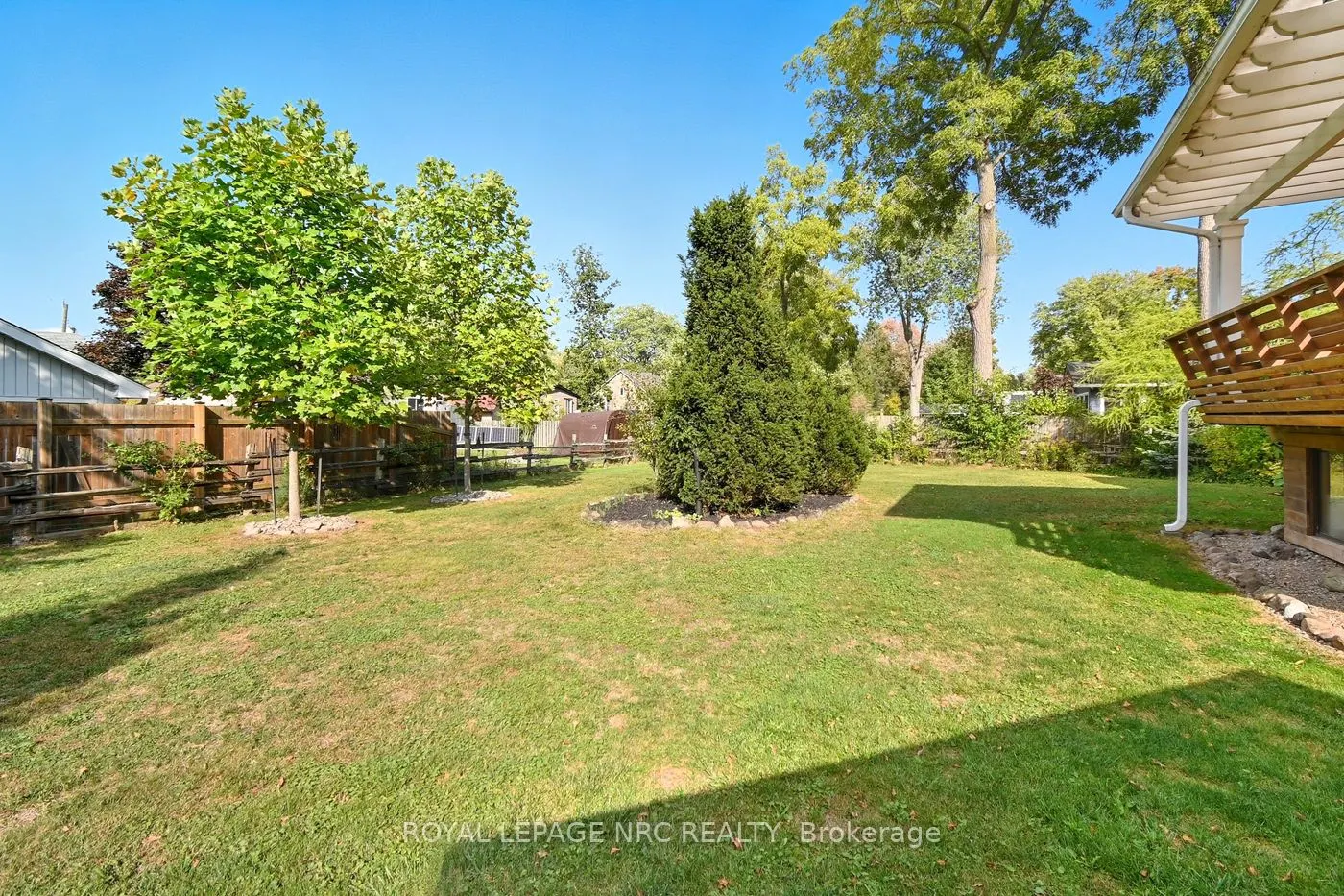 10592 Woodland Drive