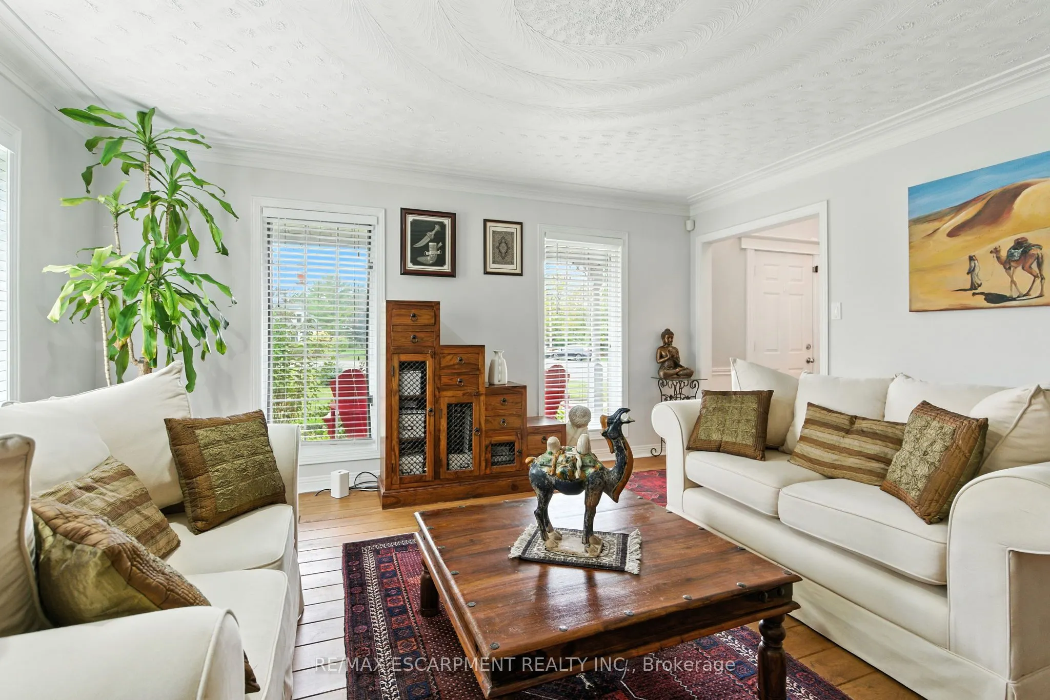 24 Meander Close