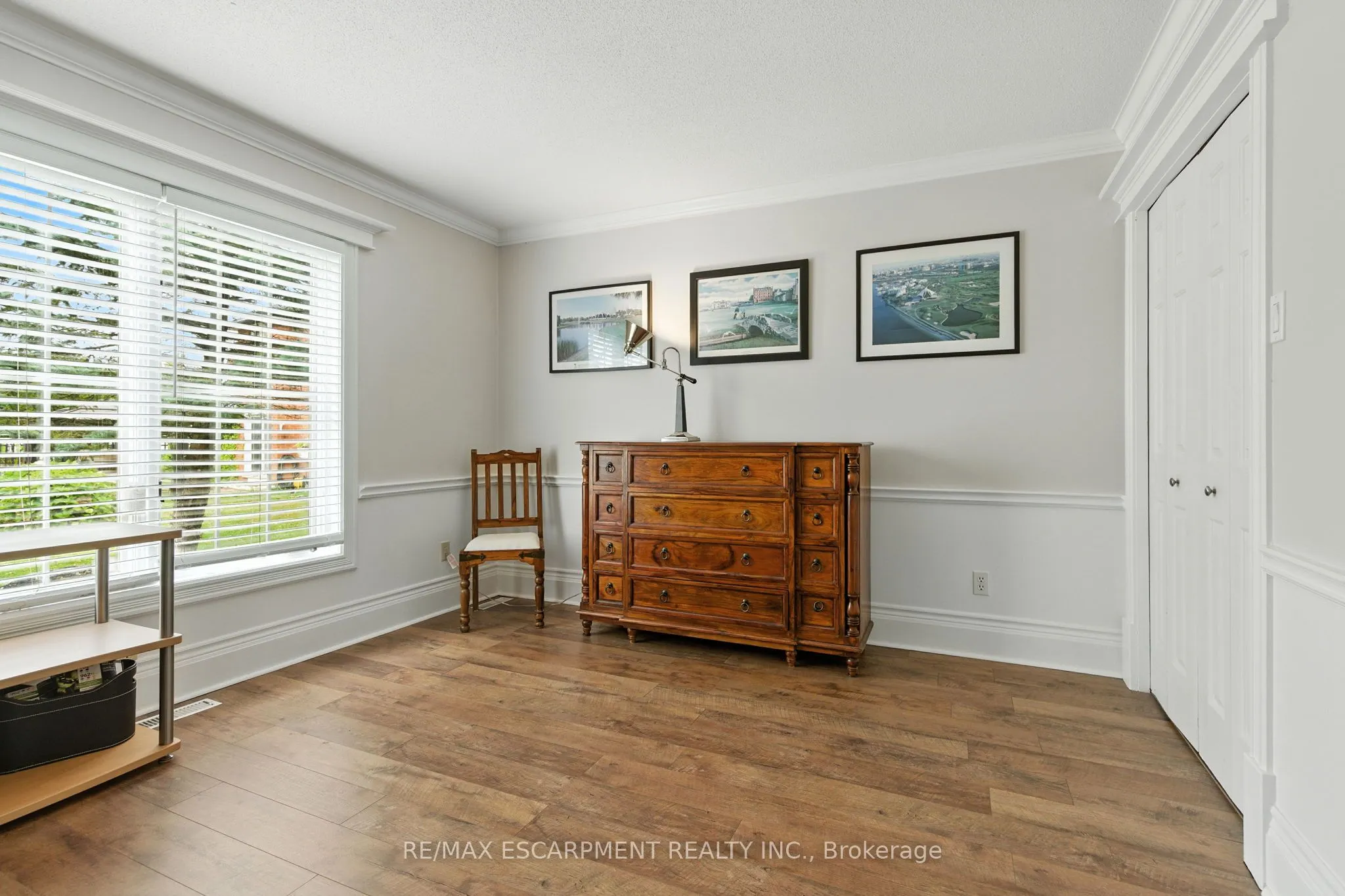 24 Meander Close