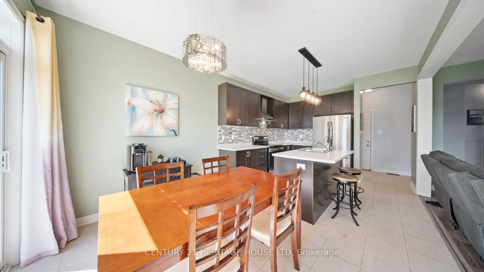 119 Barlow Place