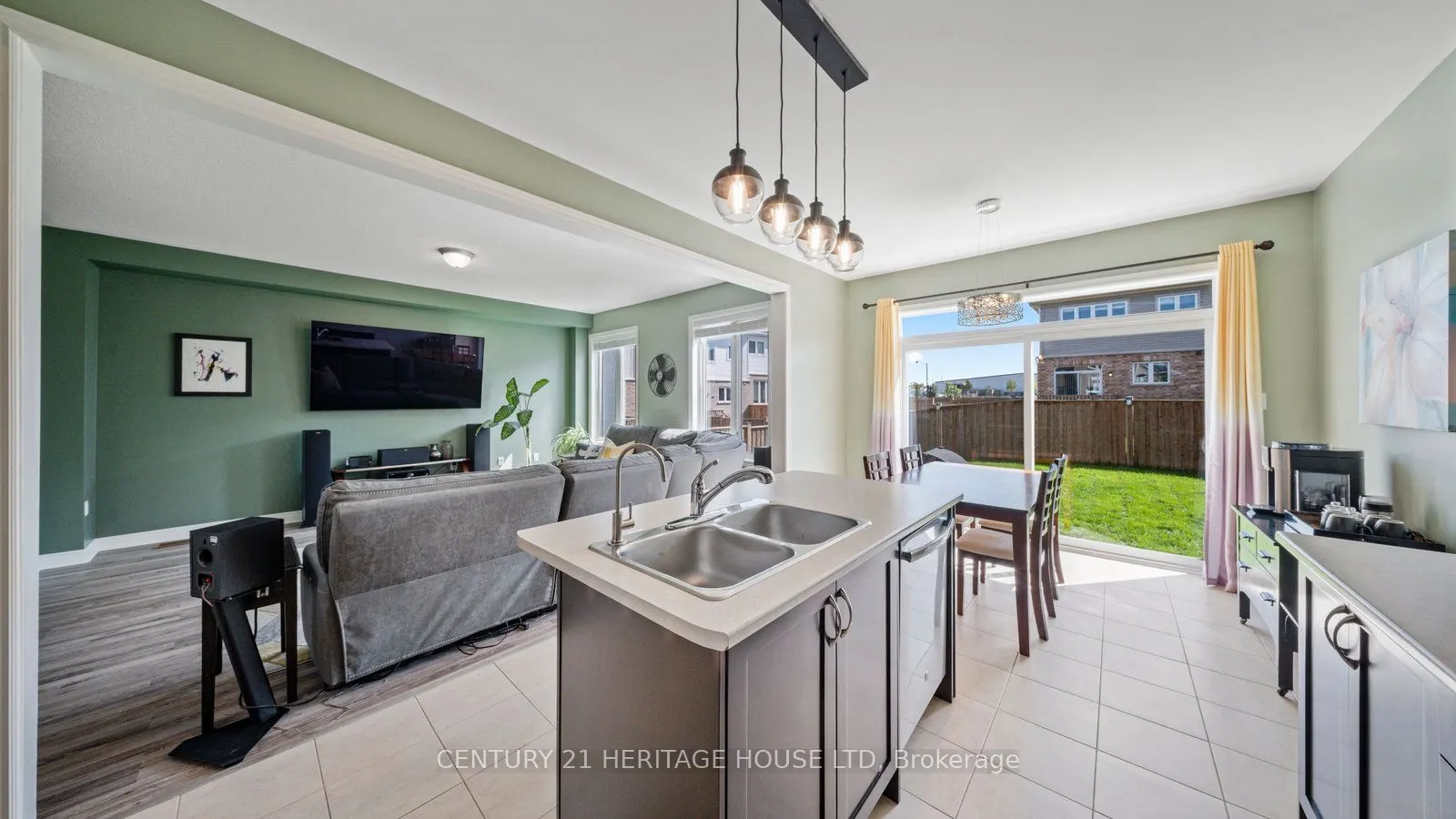 119 Barlow Place