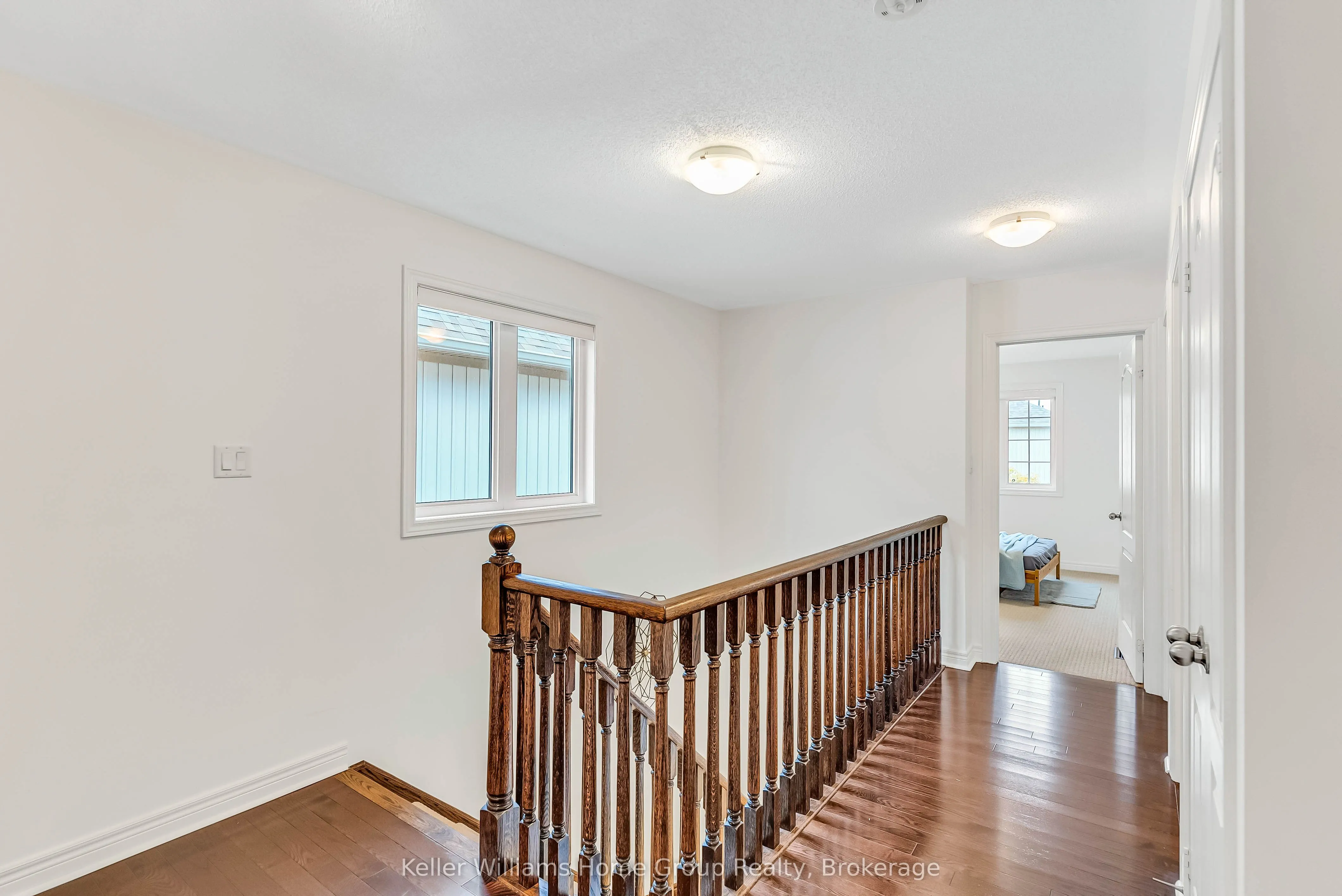 1035 Victoria Road S, ##37