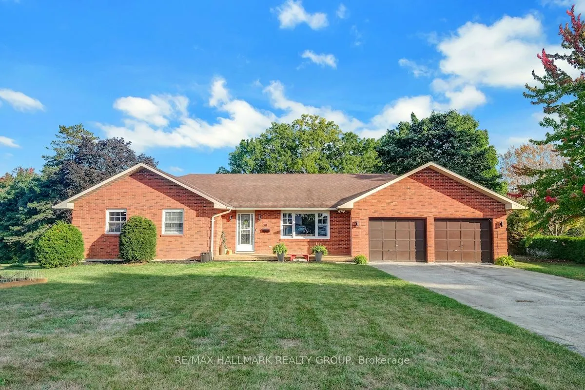 20 HILLTOP Crescent S