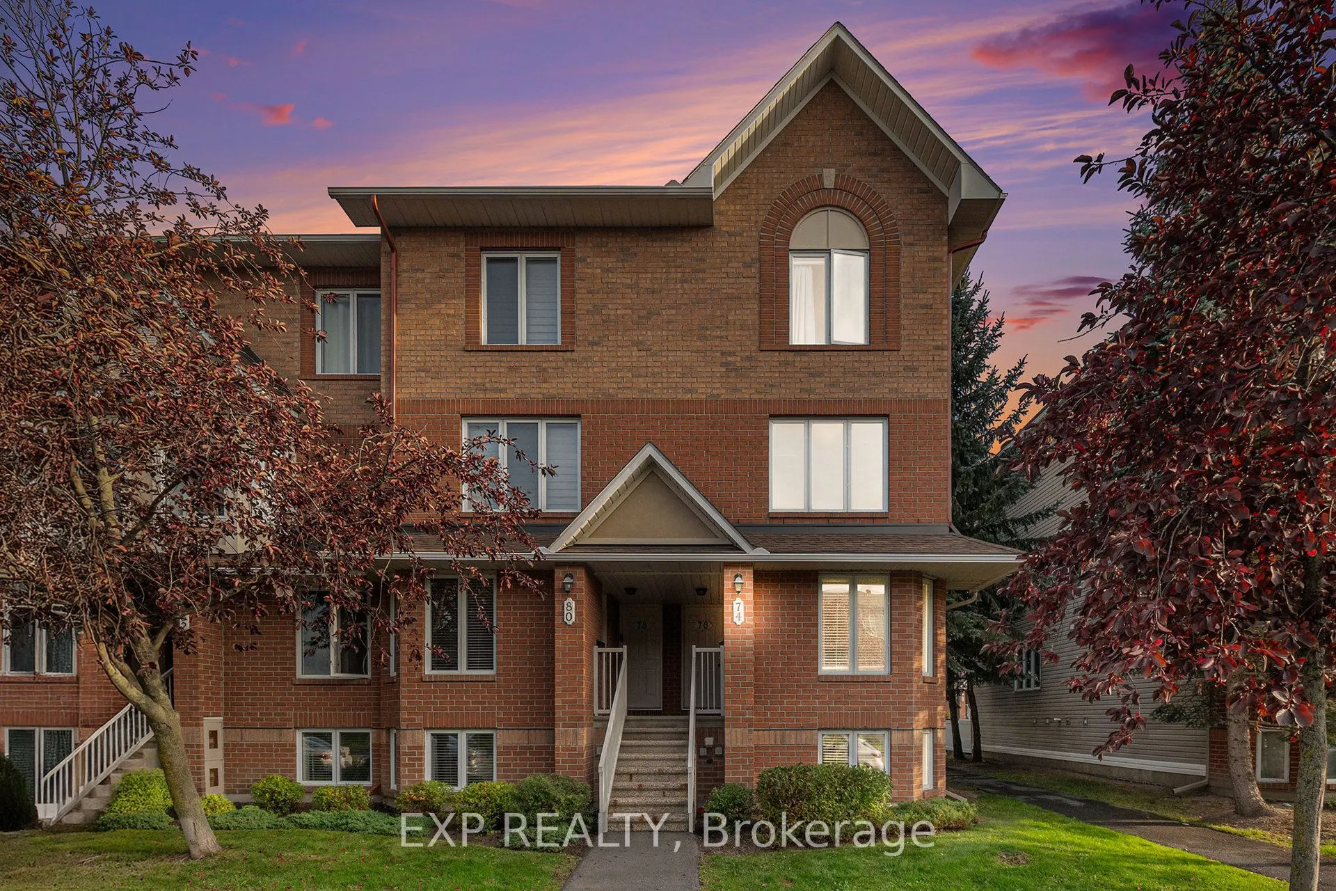 74 Lakepointe Drive, #17