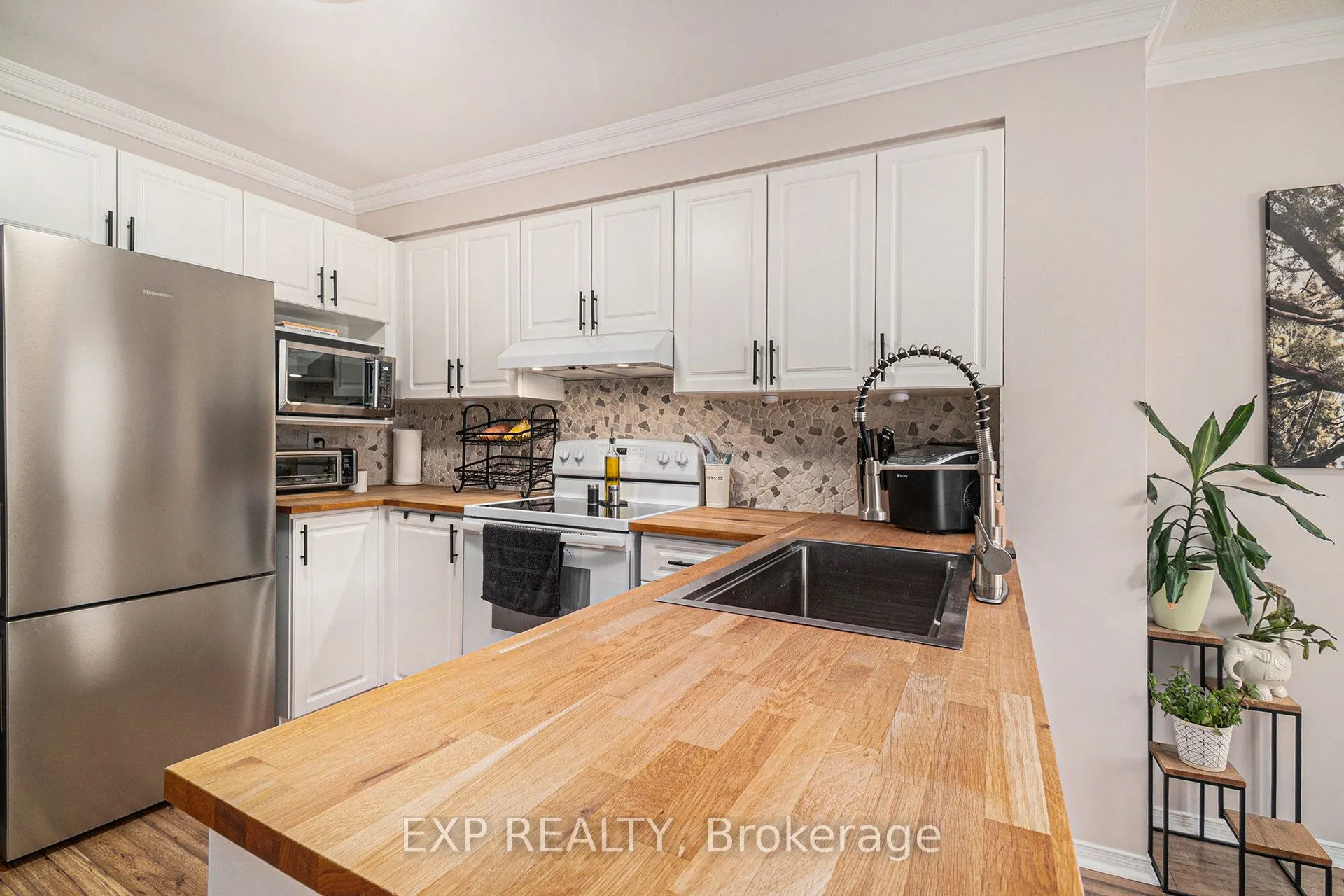 74 Lakepointe Drive, #17
