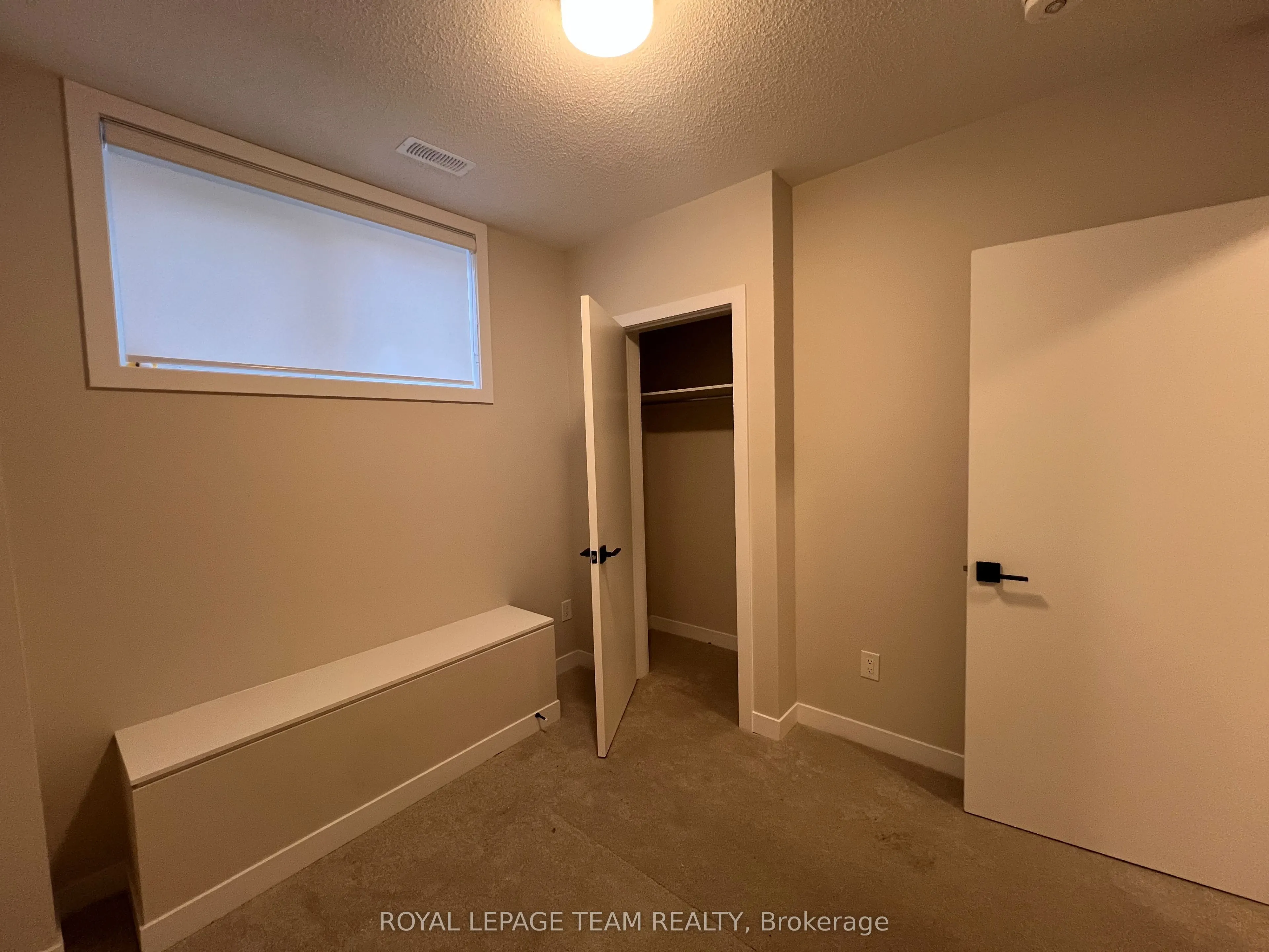 304 CATSFOOT Walk