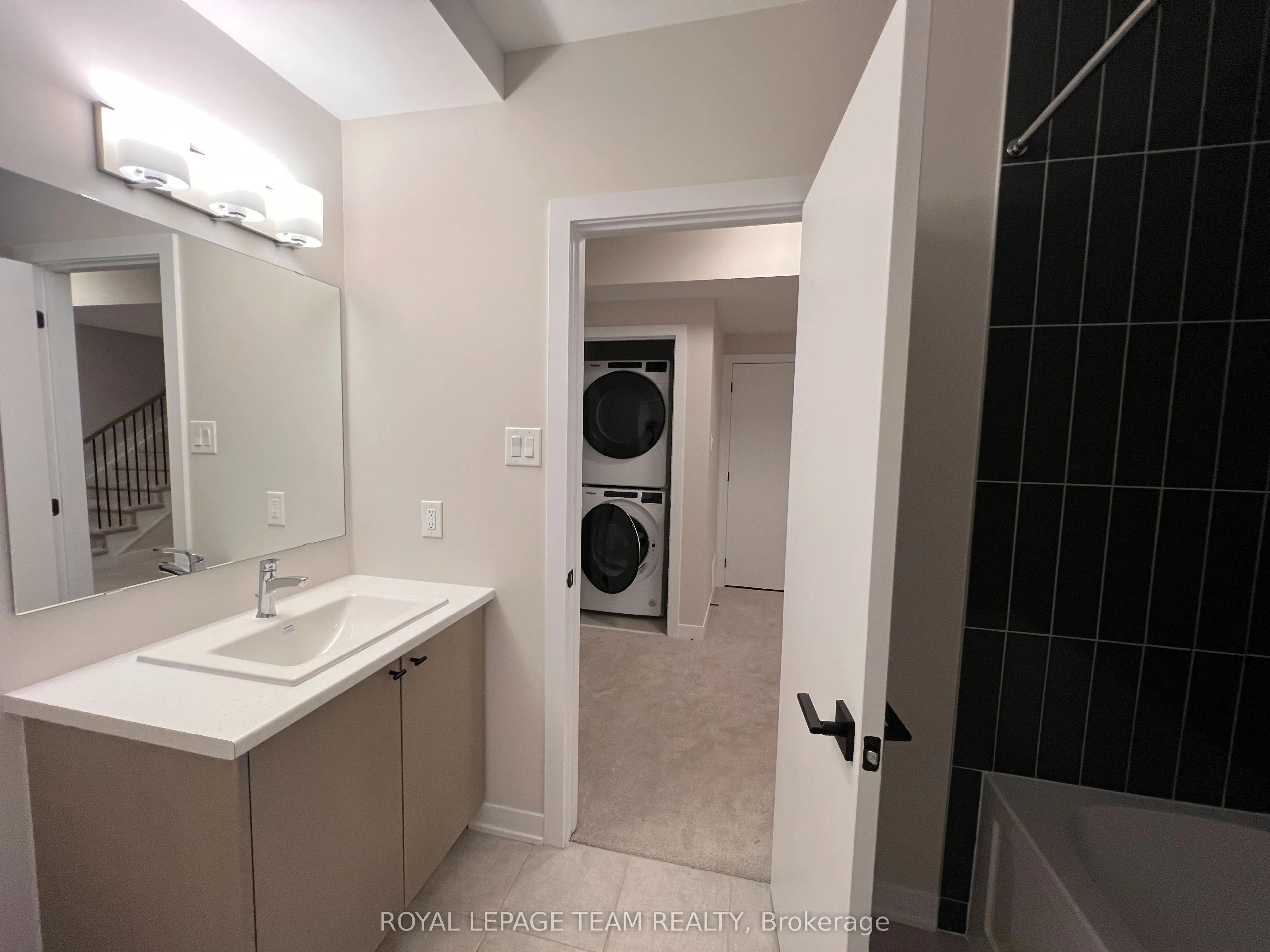 304 CATSFOOT Walk