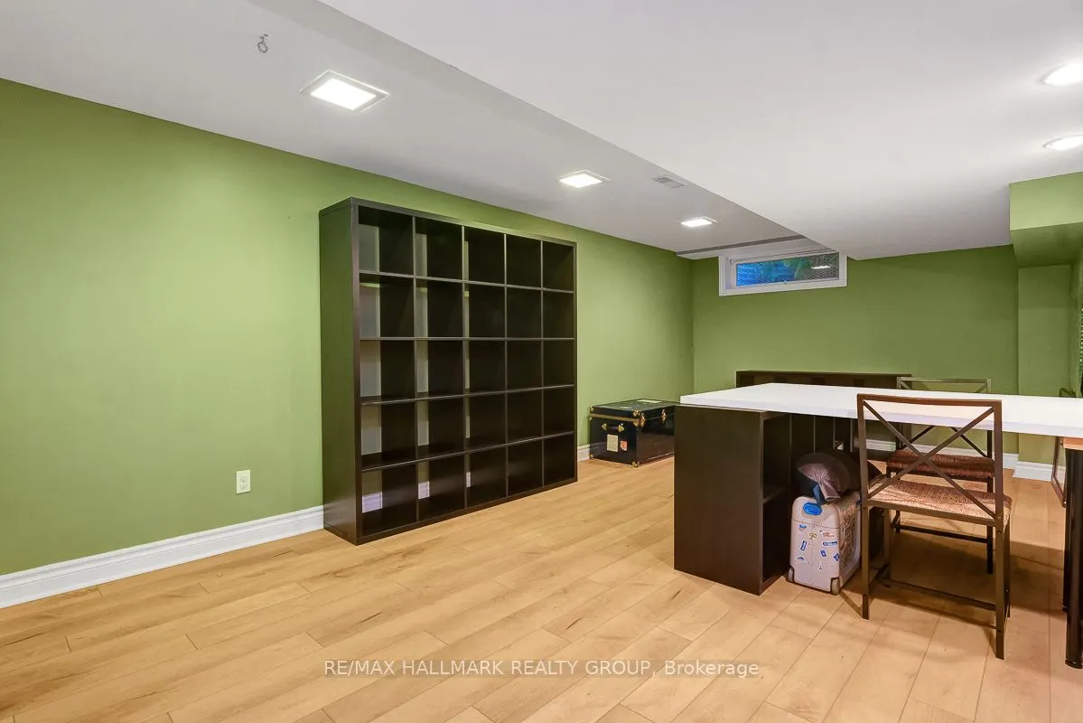 3243 Southgate Road