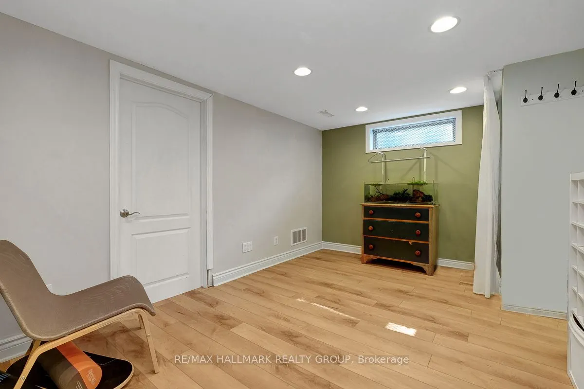 3243 Southgate Road