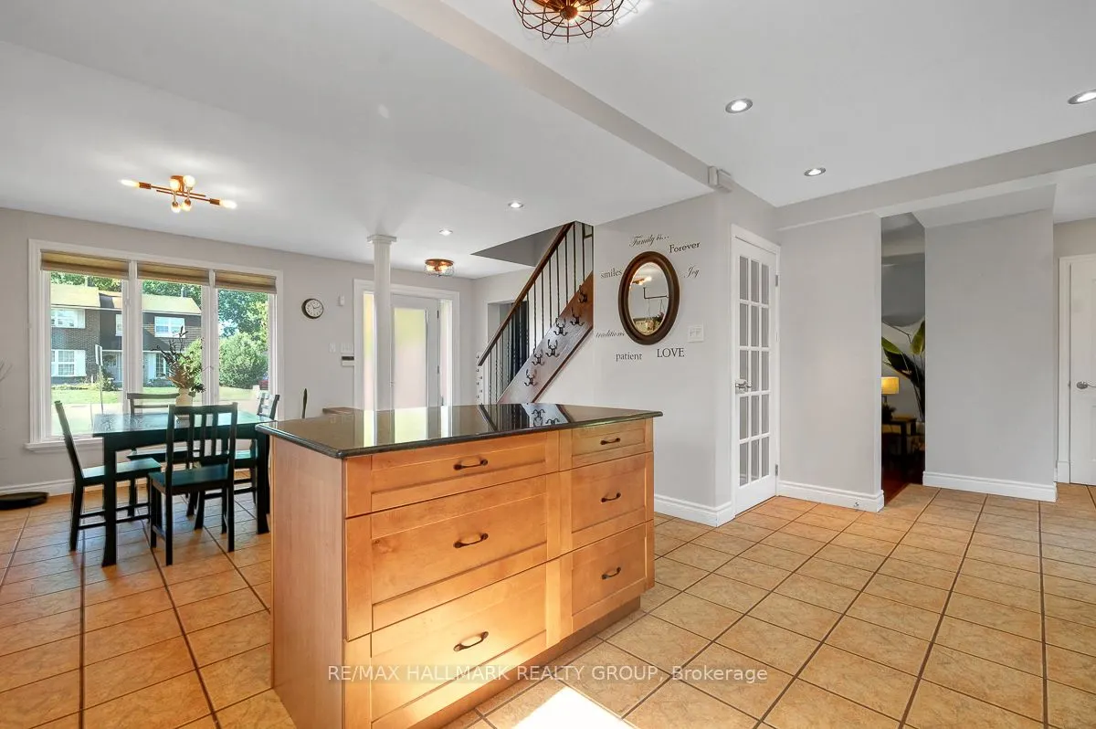 3243 Southgate Road