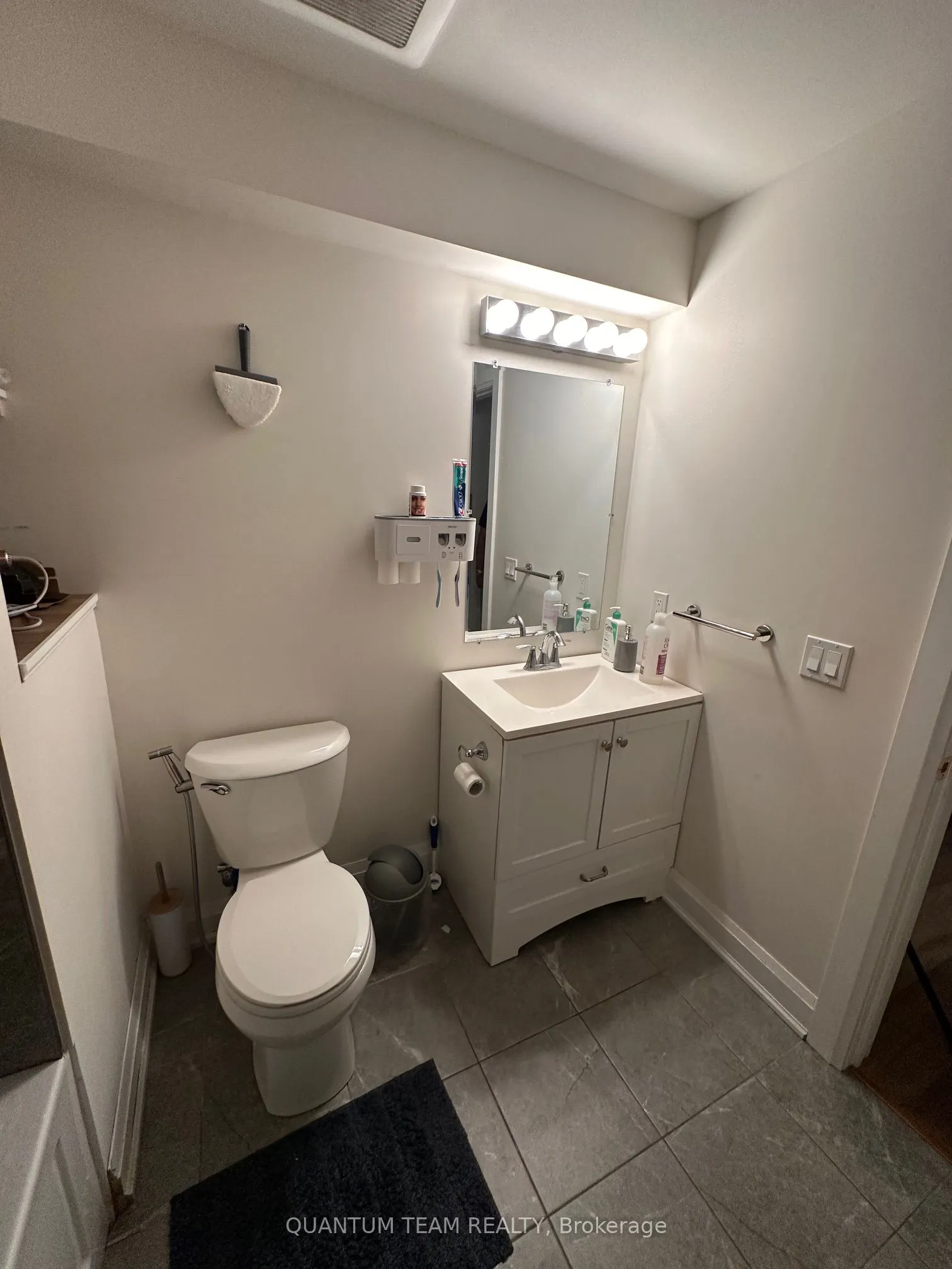 8974 Willoughby Drive, #21