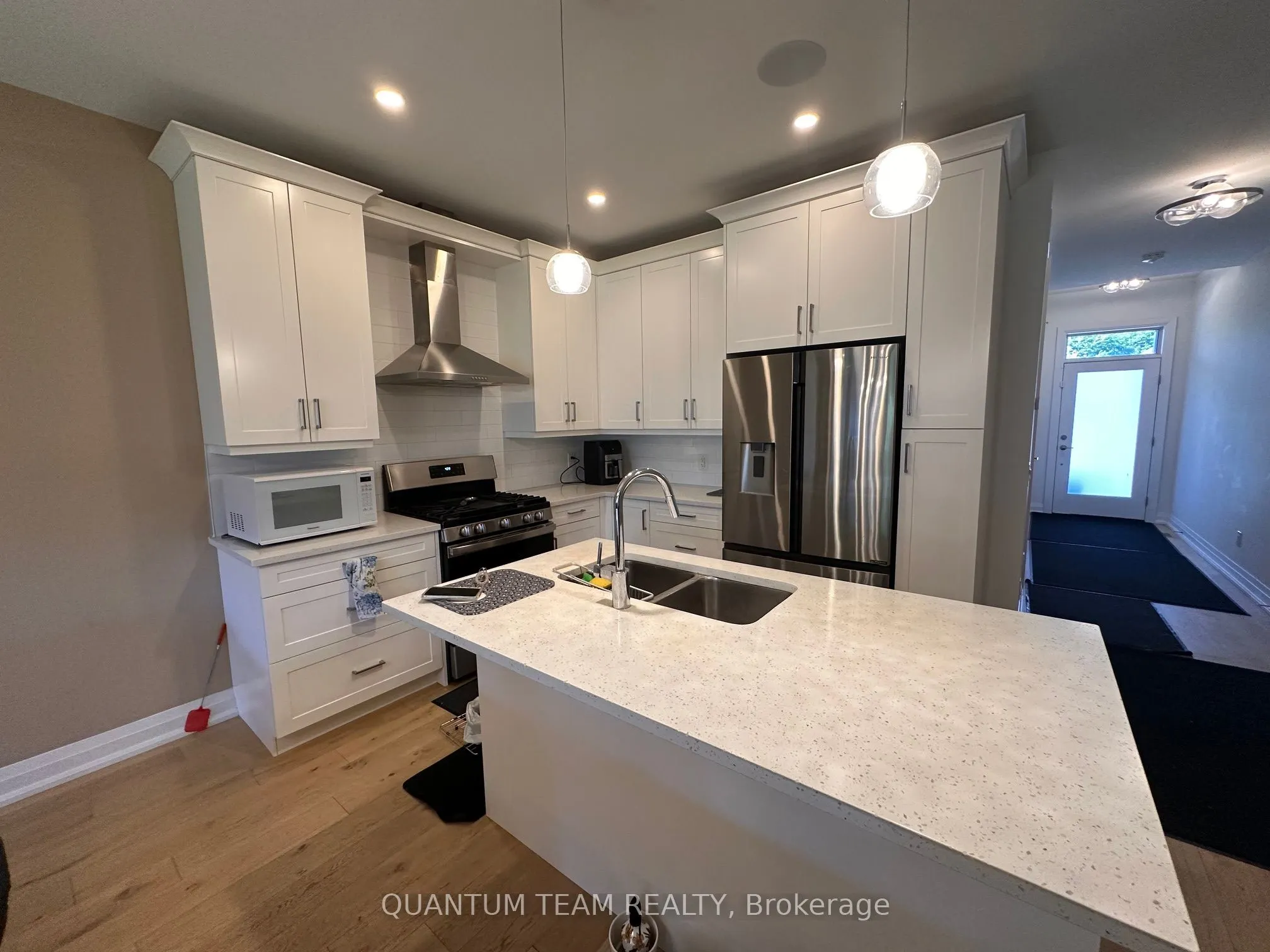 8974 Willoughby Drive, #21