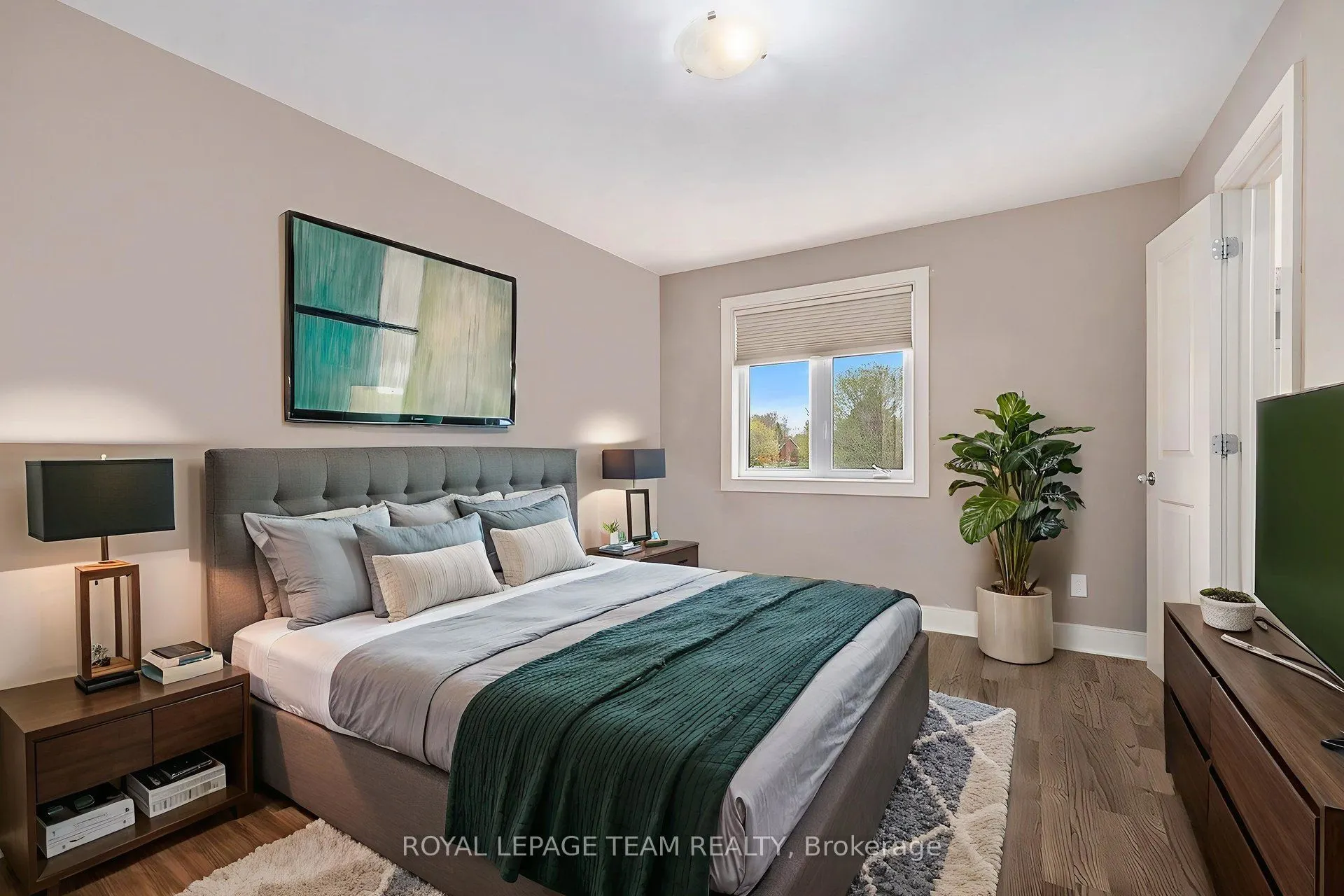5386 Mansel Crescent