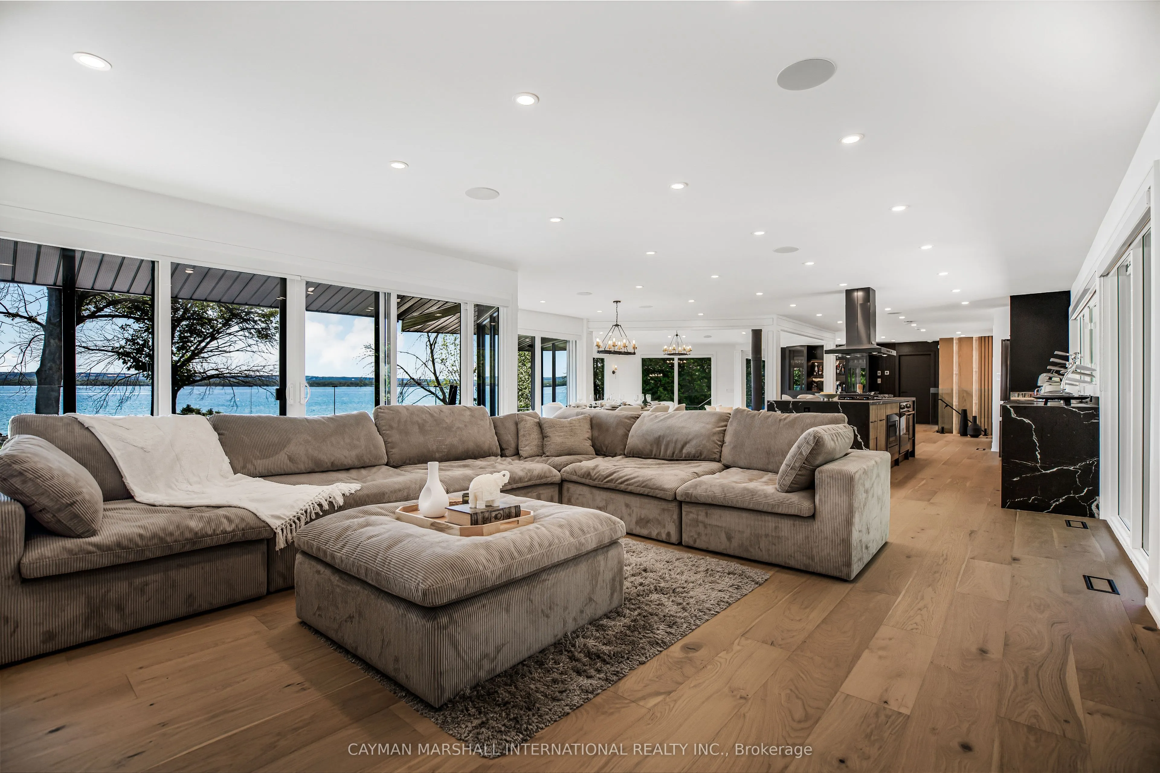 285 BALMY BEACH Road