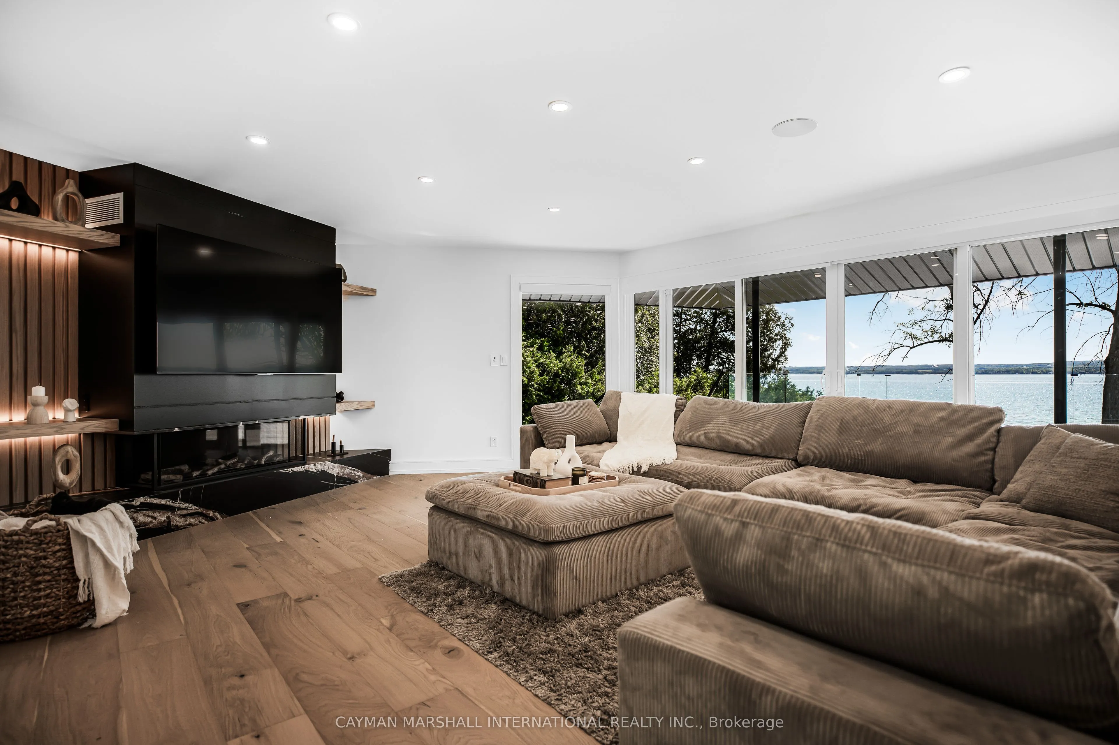 285 BALMY BEACH Road