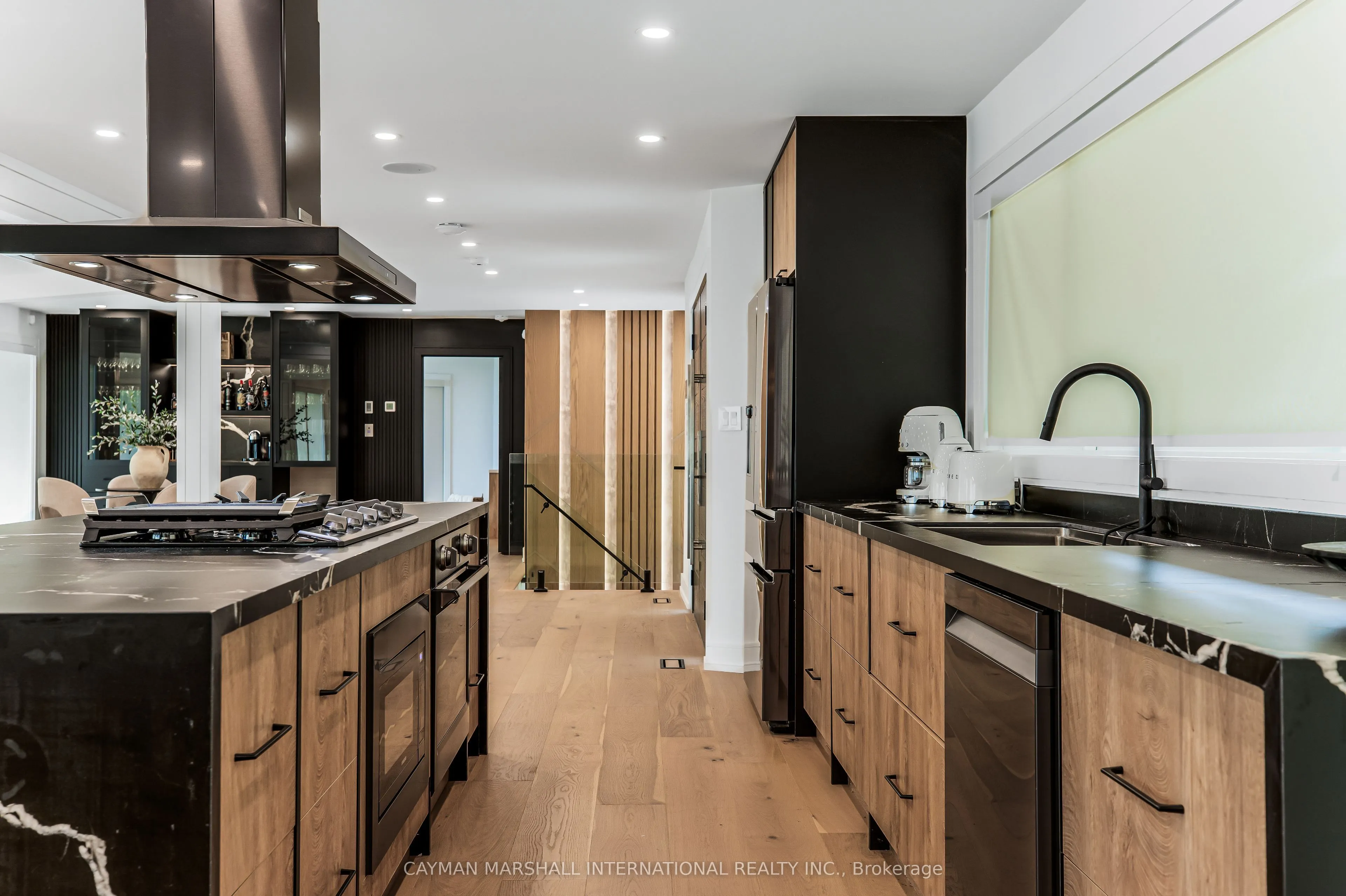285 BALMY BEACH Road