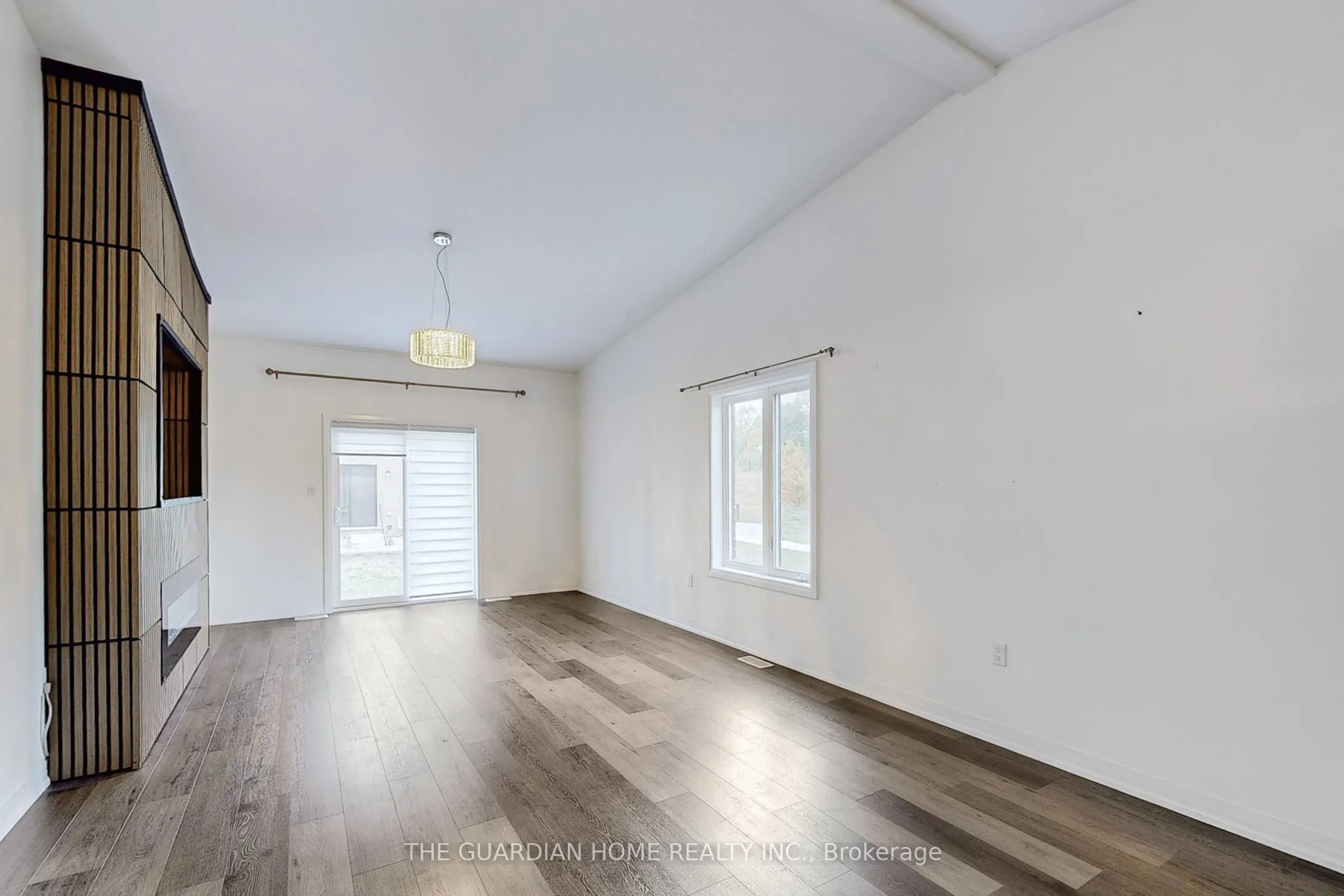 550 grey Street, #1