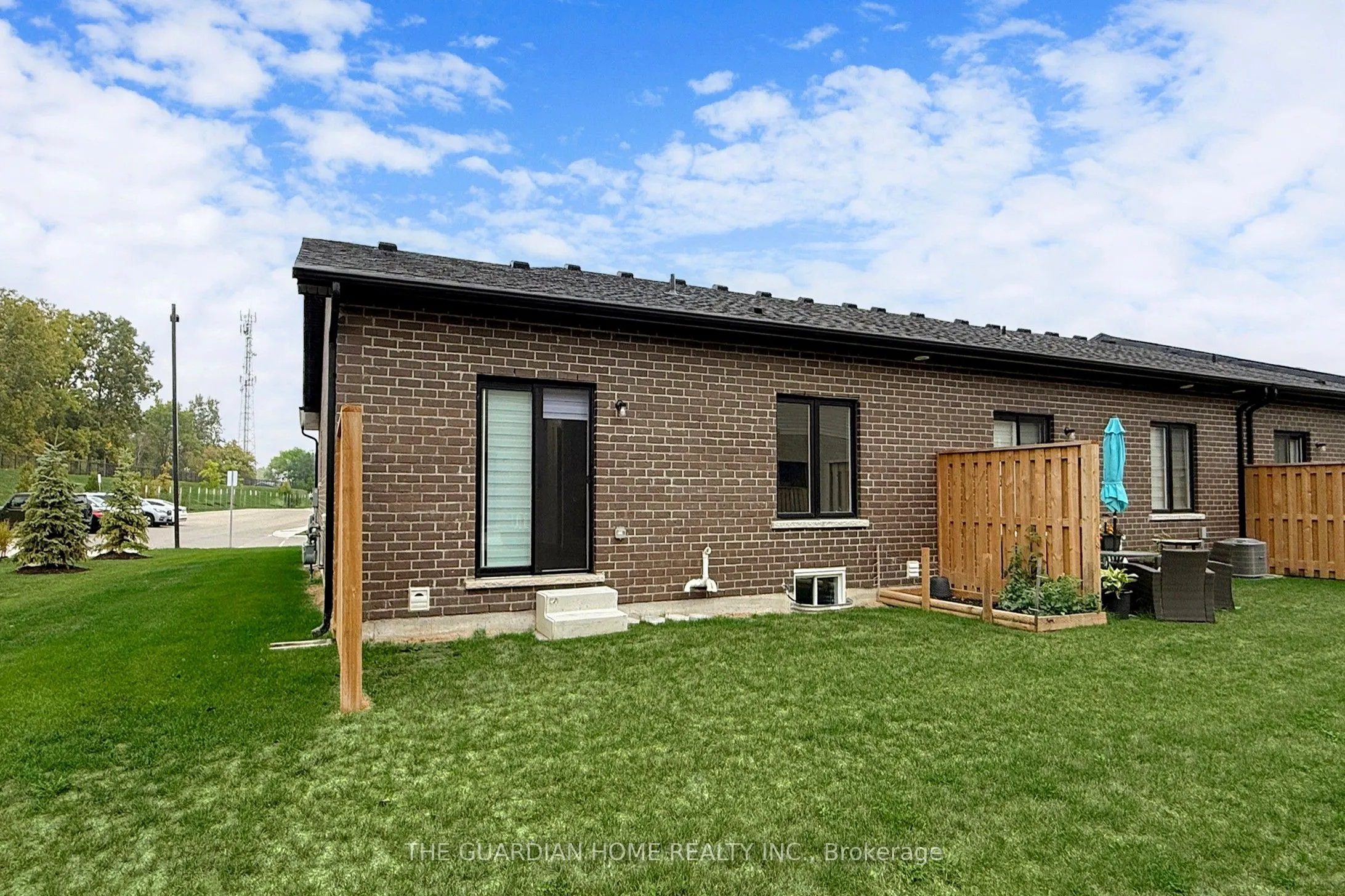 550 grey Street, #1
