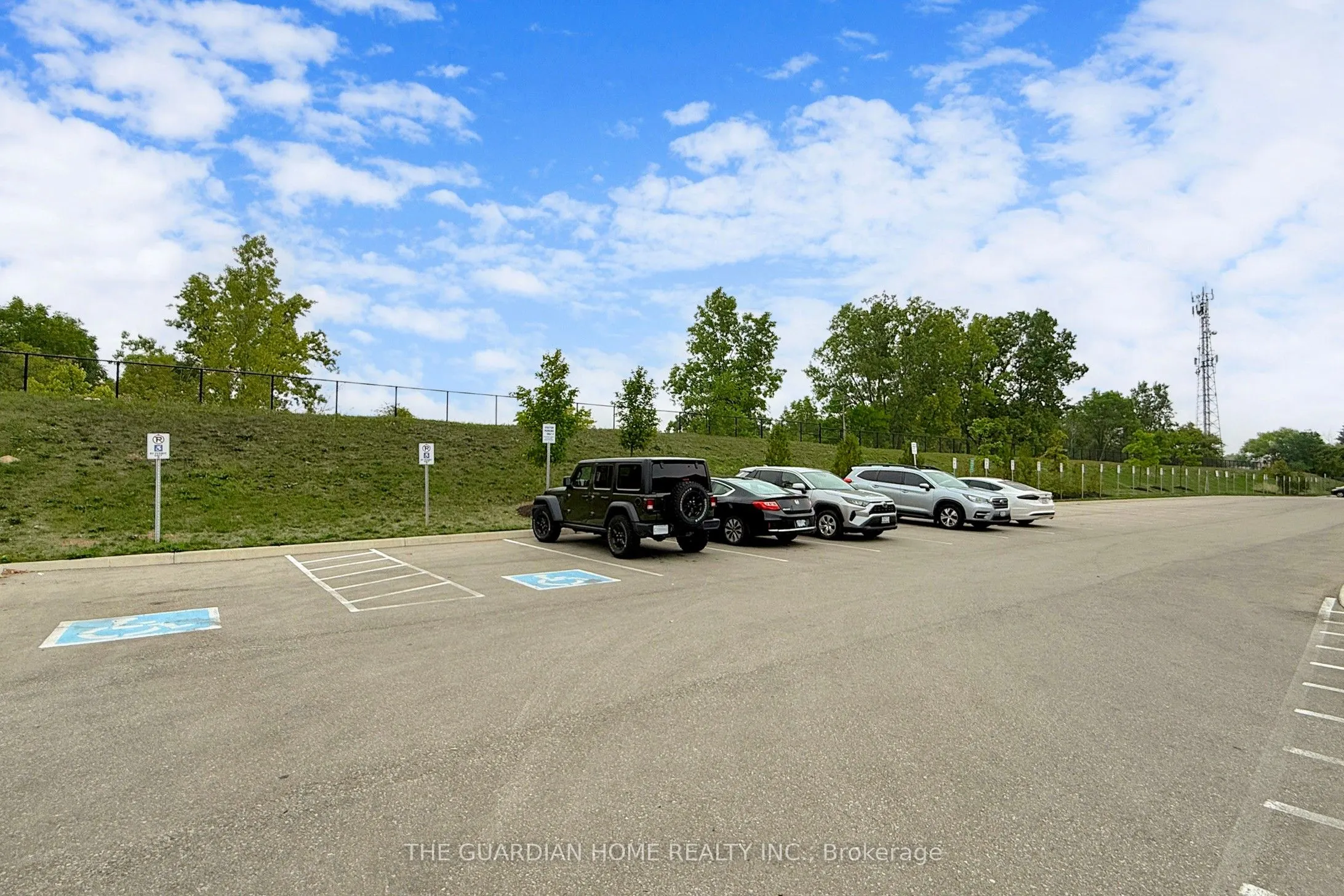 550 grey Street, #1