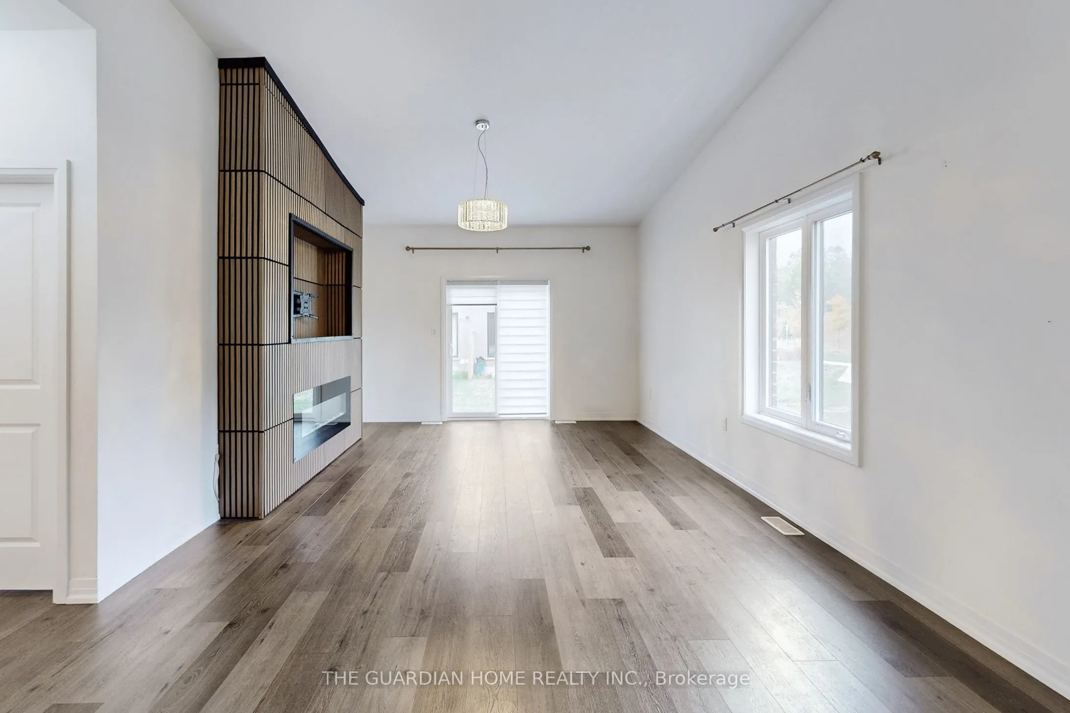 550 grey Street, #1