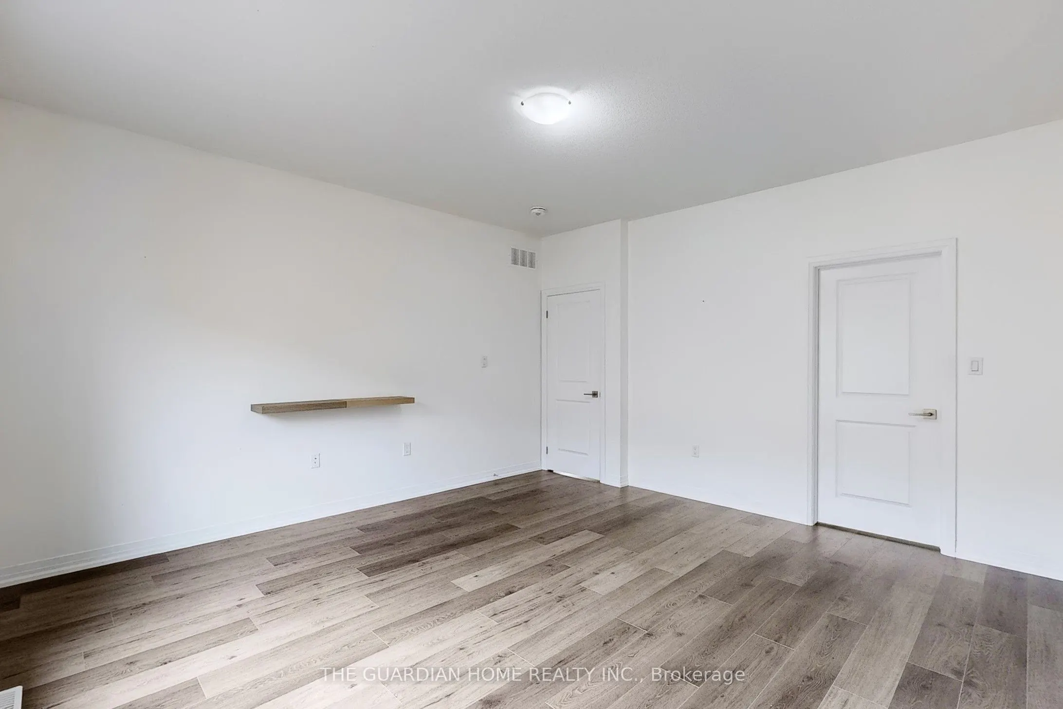 550 grey Street, #1
