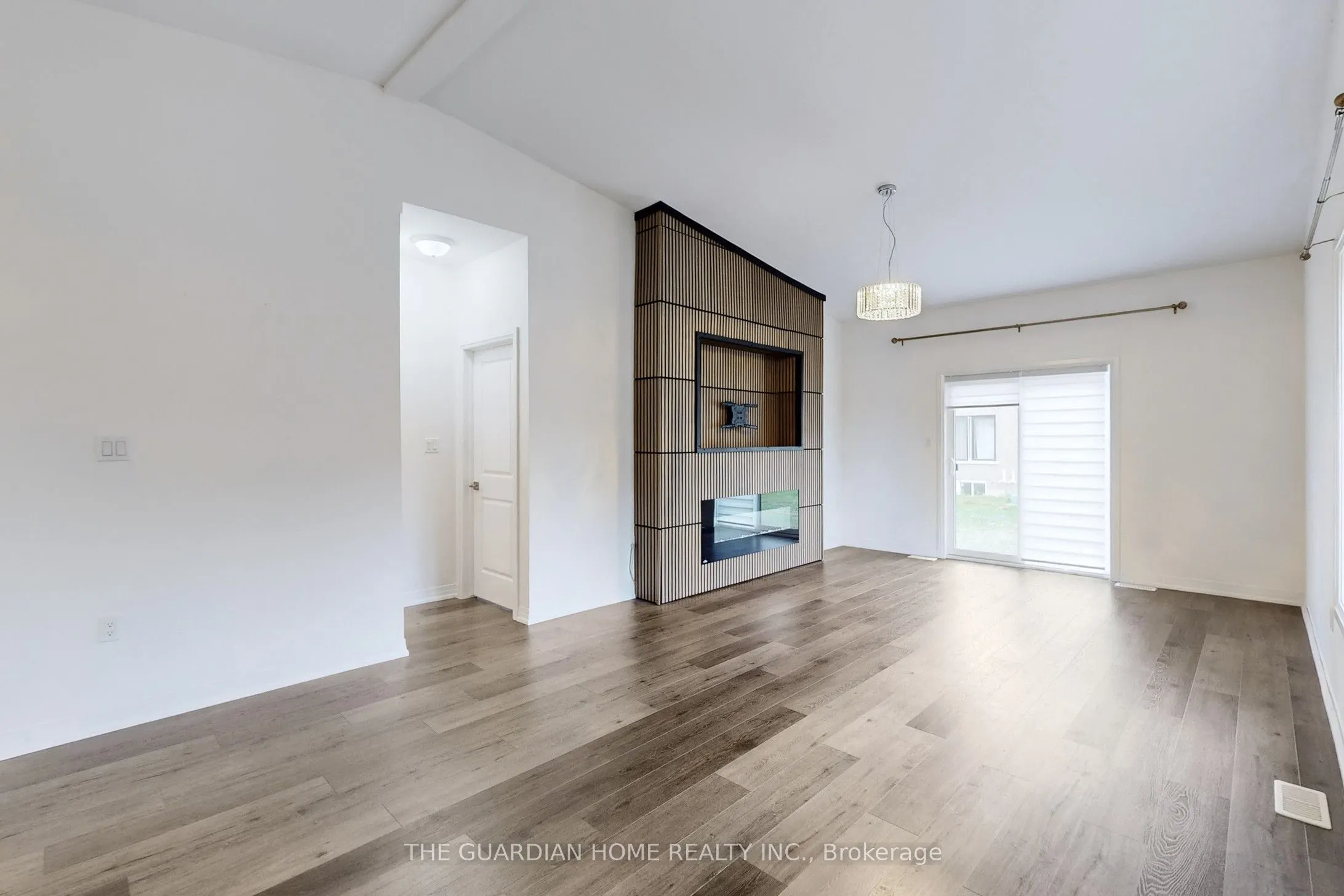 550 grey Street, #1