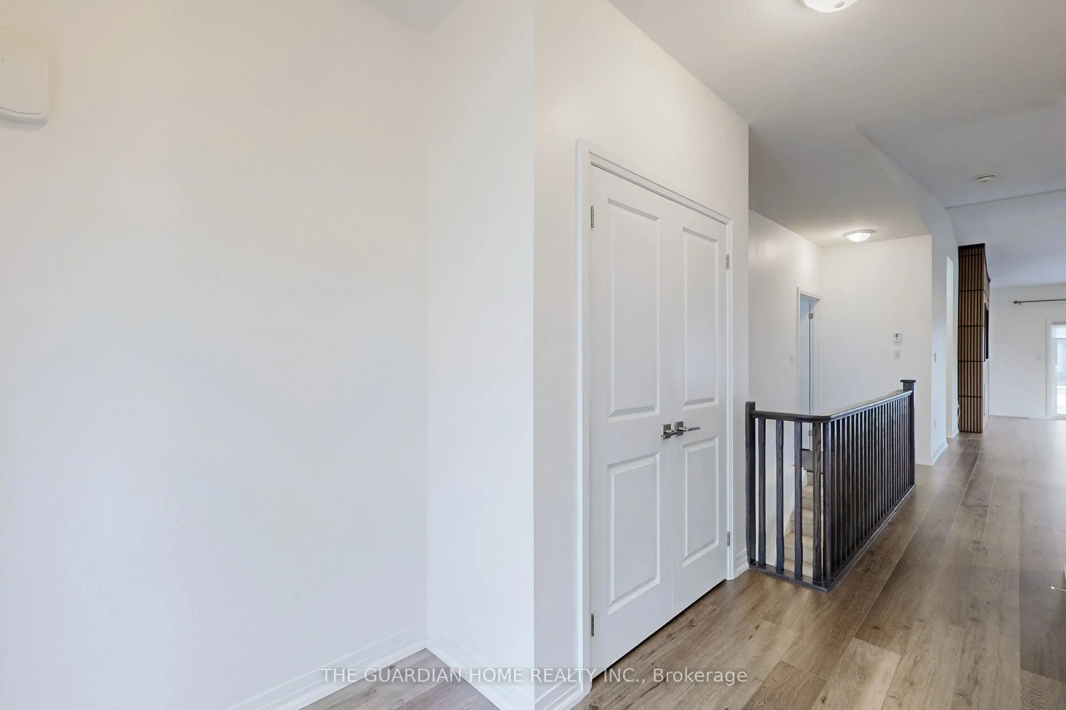550 grey Street, #1