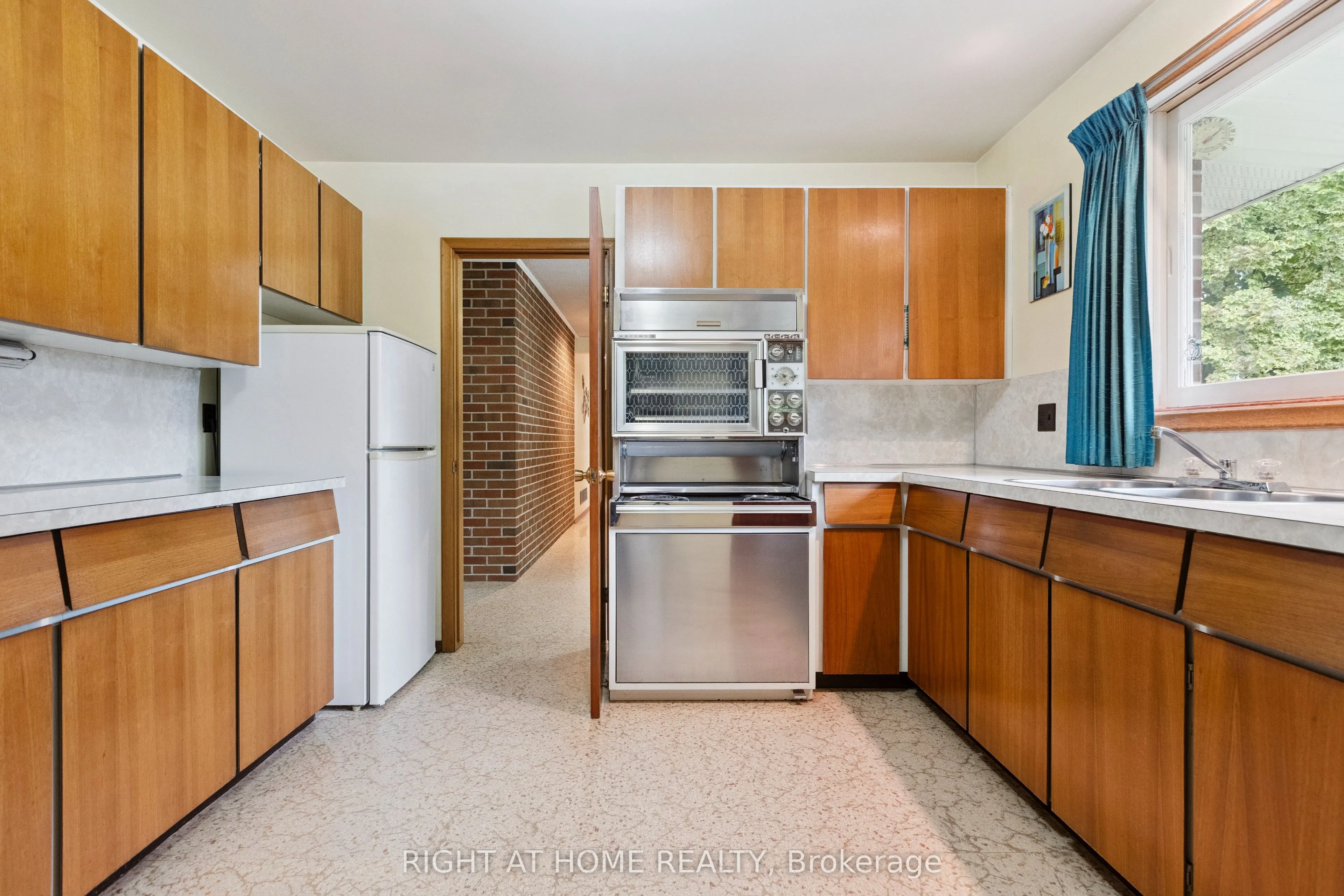 11 Riverview Terrace