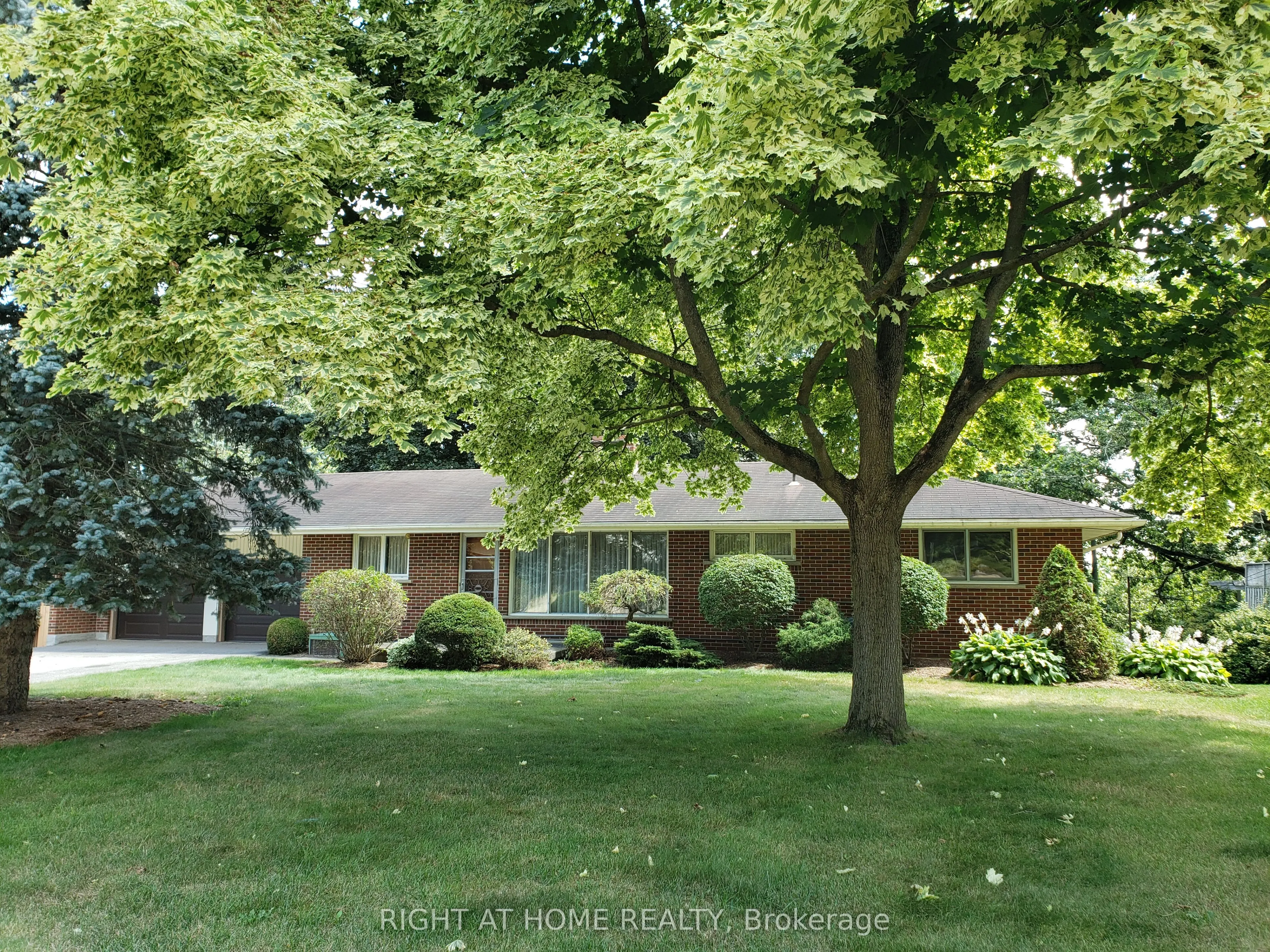 11 Riverview Terrace