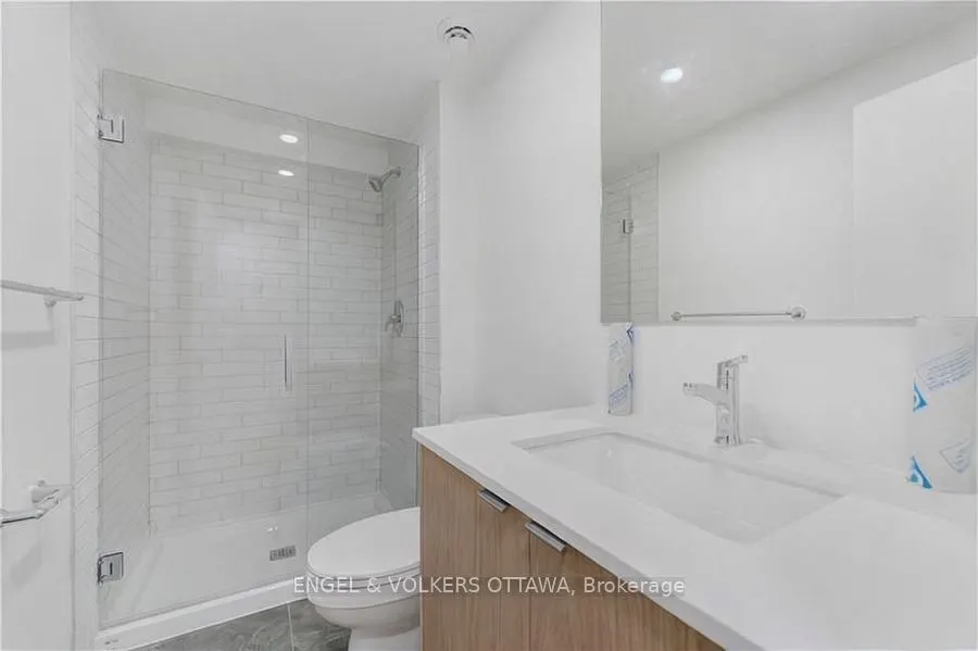 4 MONK Street, #1
