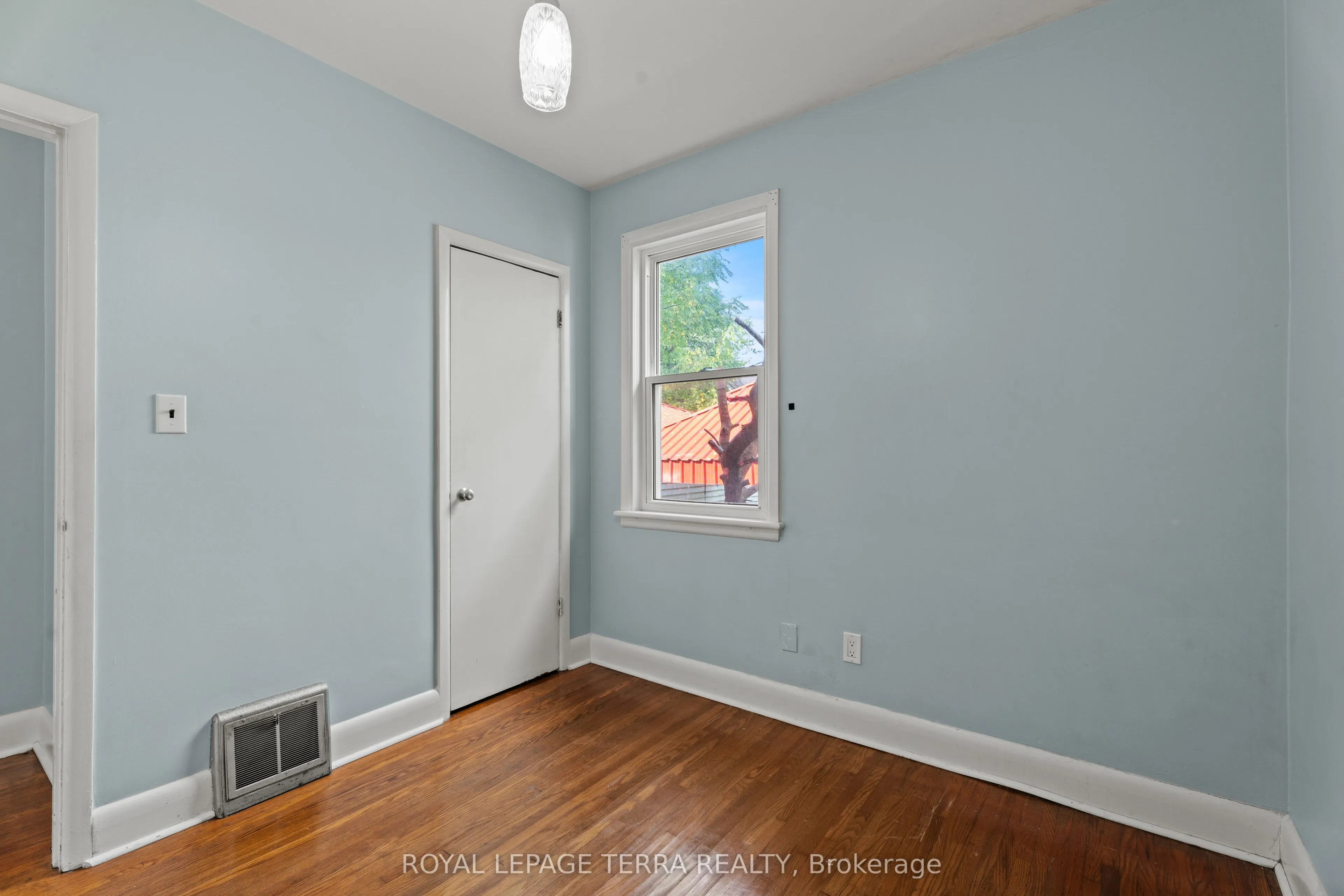 278 East 34th Street
