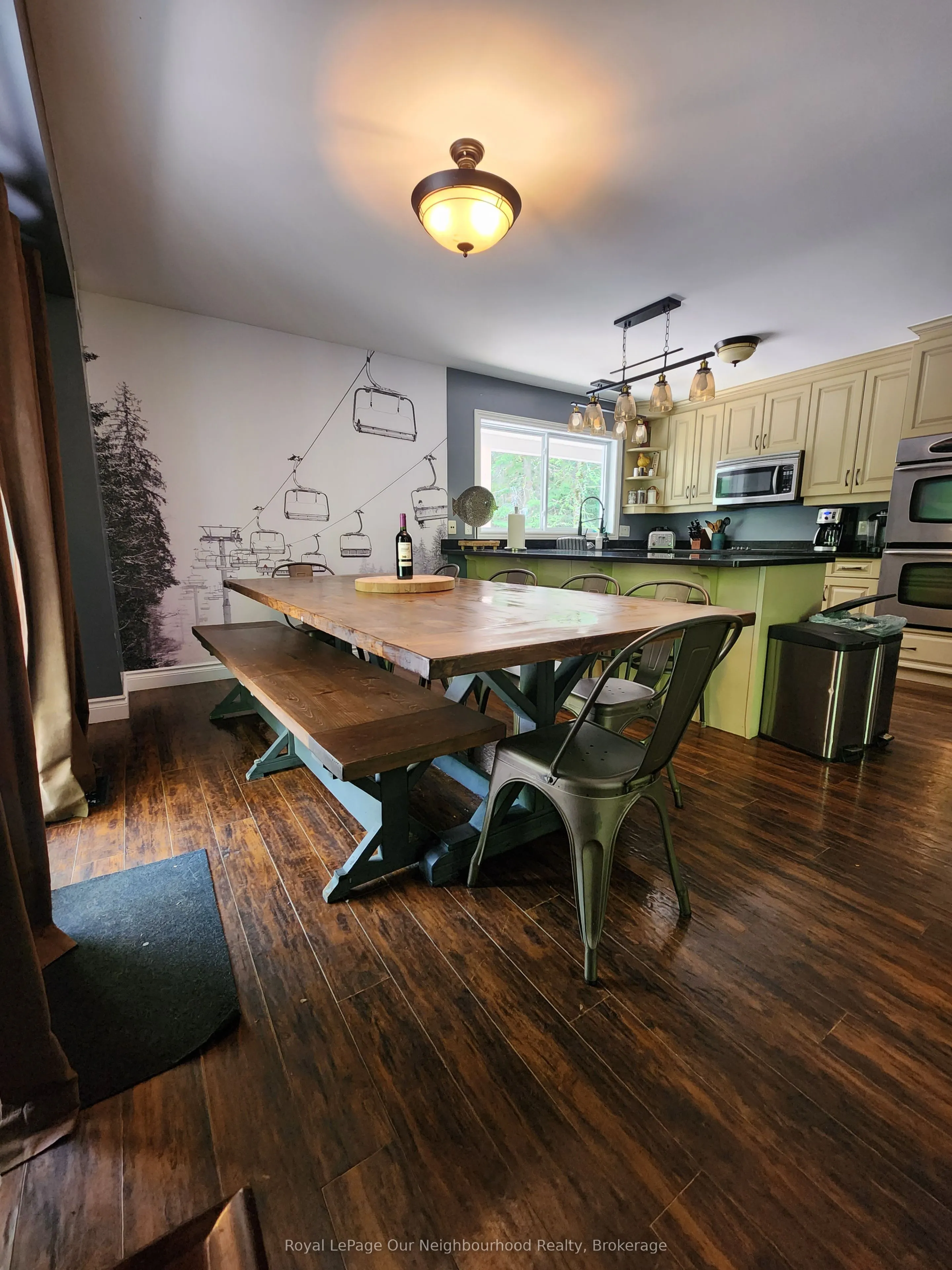 1042 Ski Ridge Trail