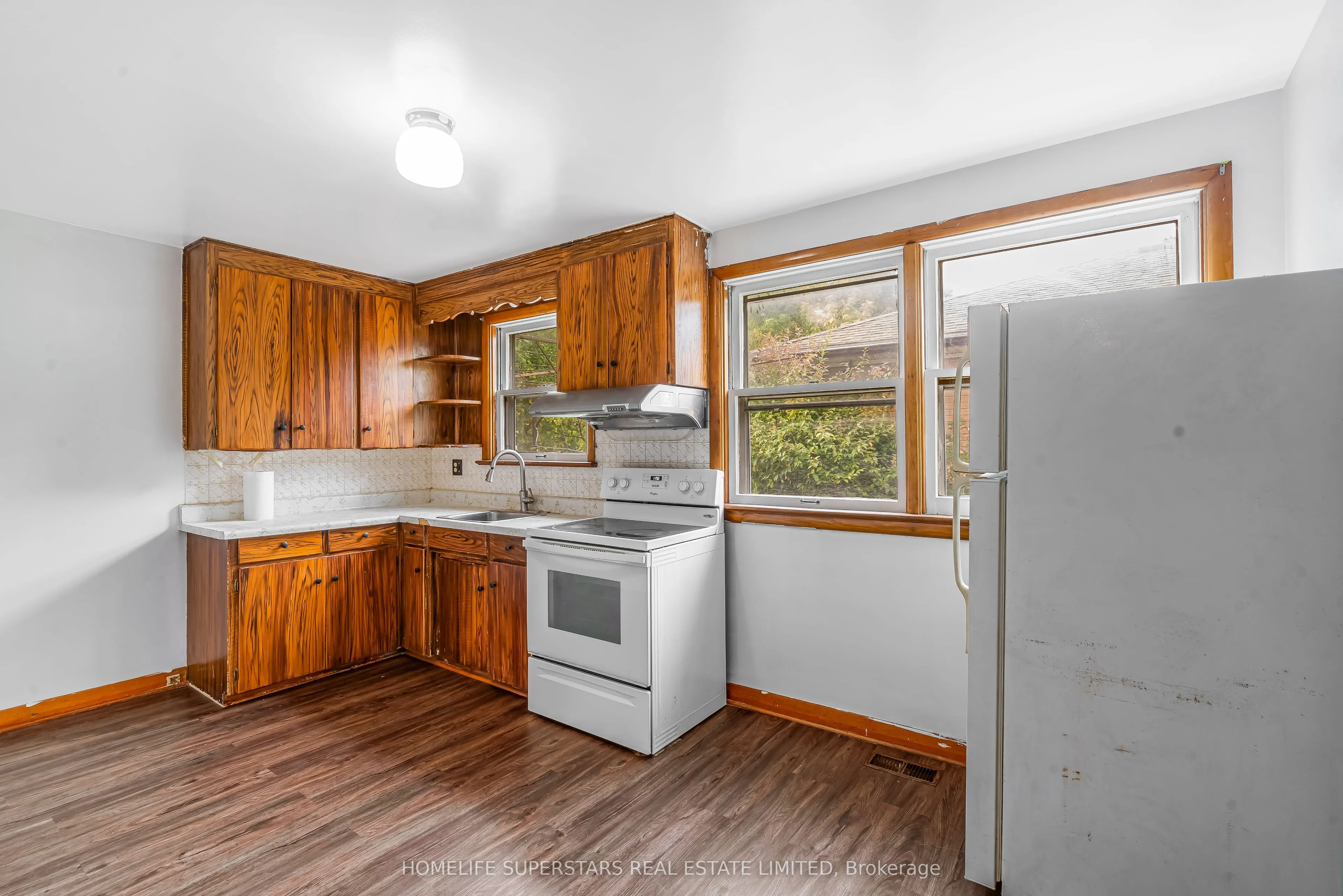 181 CLARKE Road