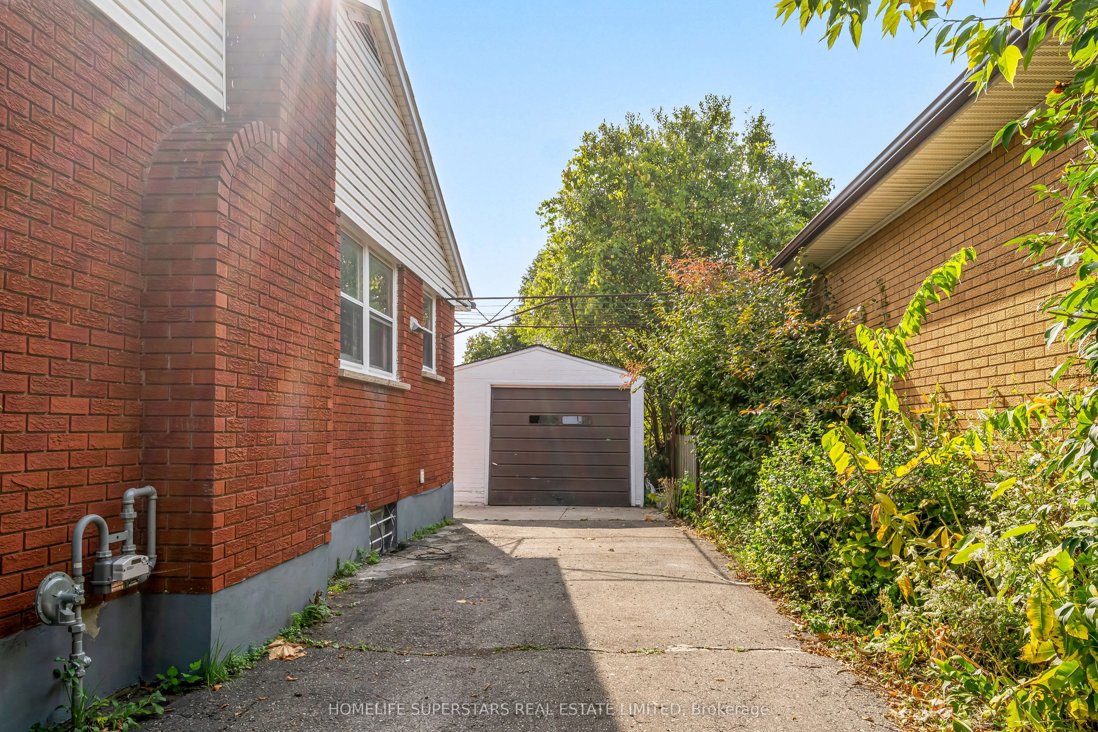 181 CLARKE Road