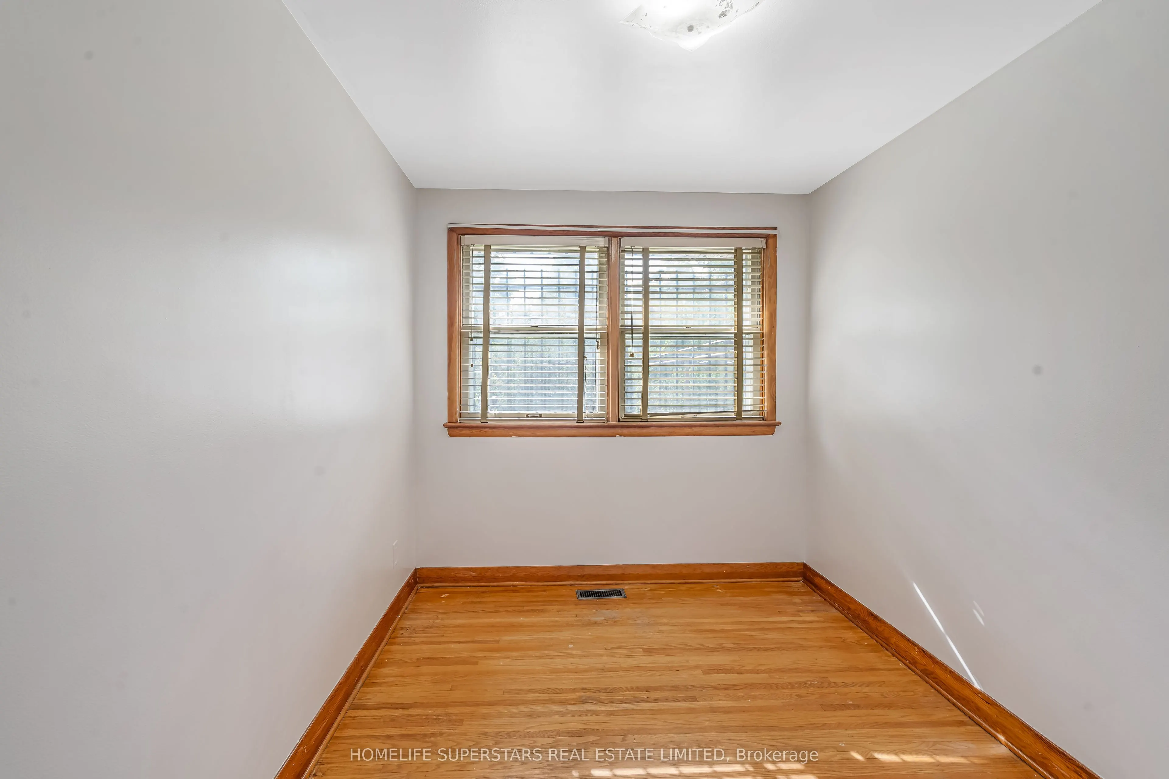 181 CLARKE Road