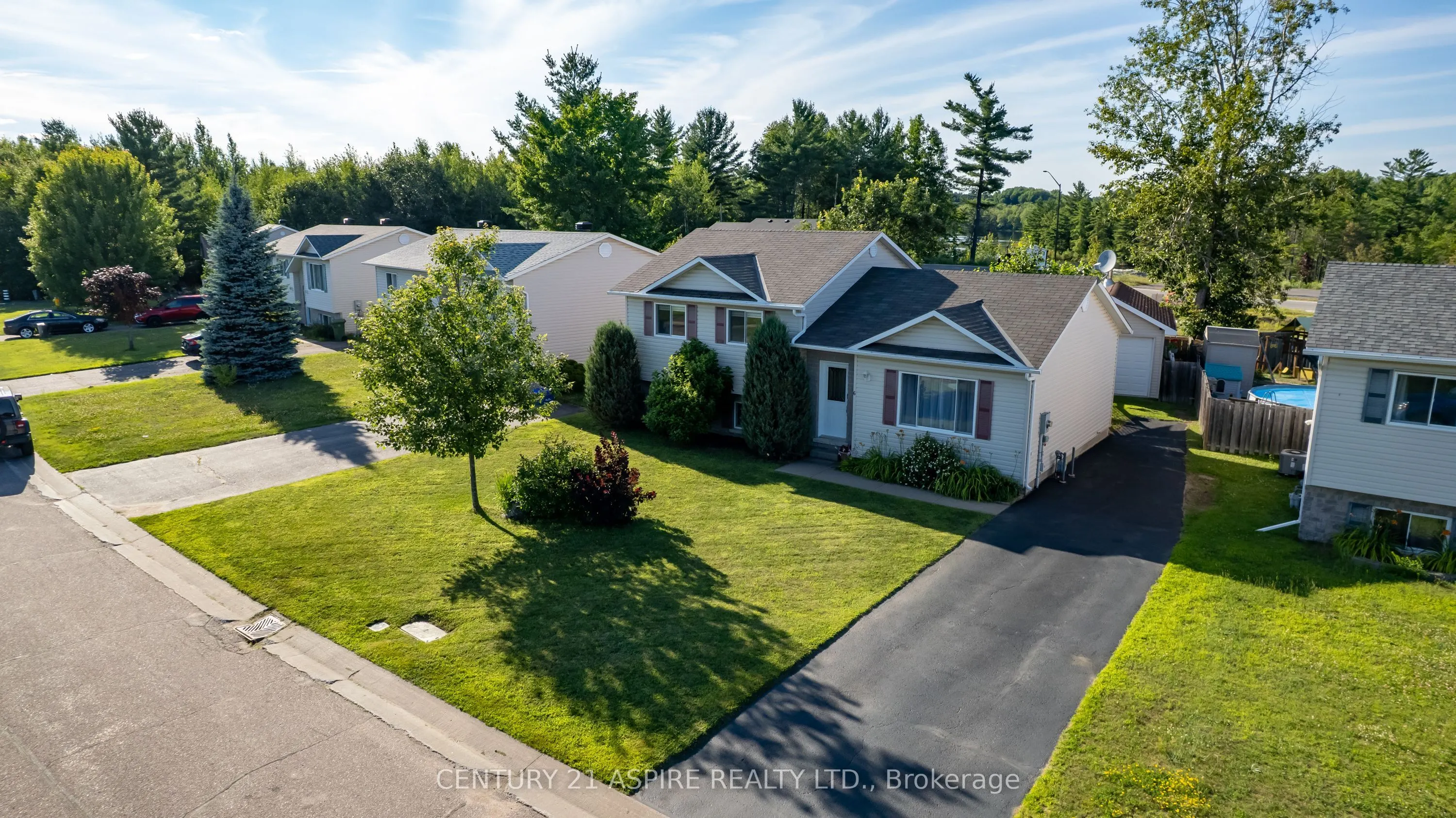 6 Gerald Avenue