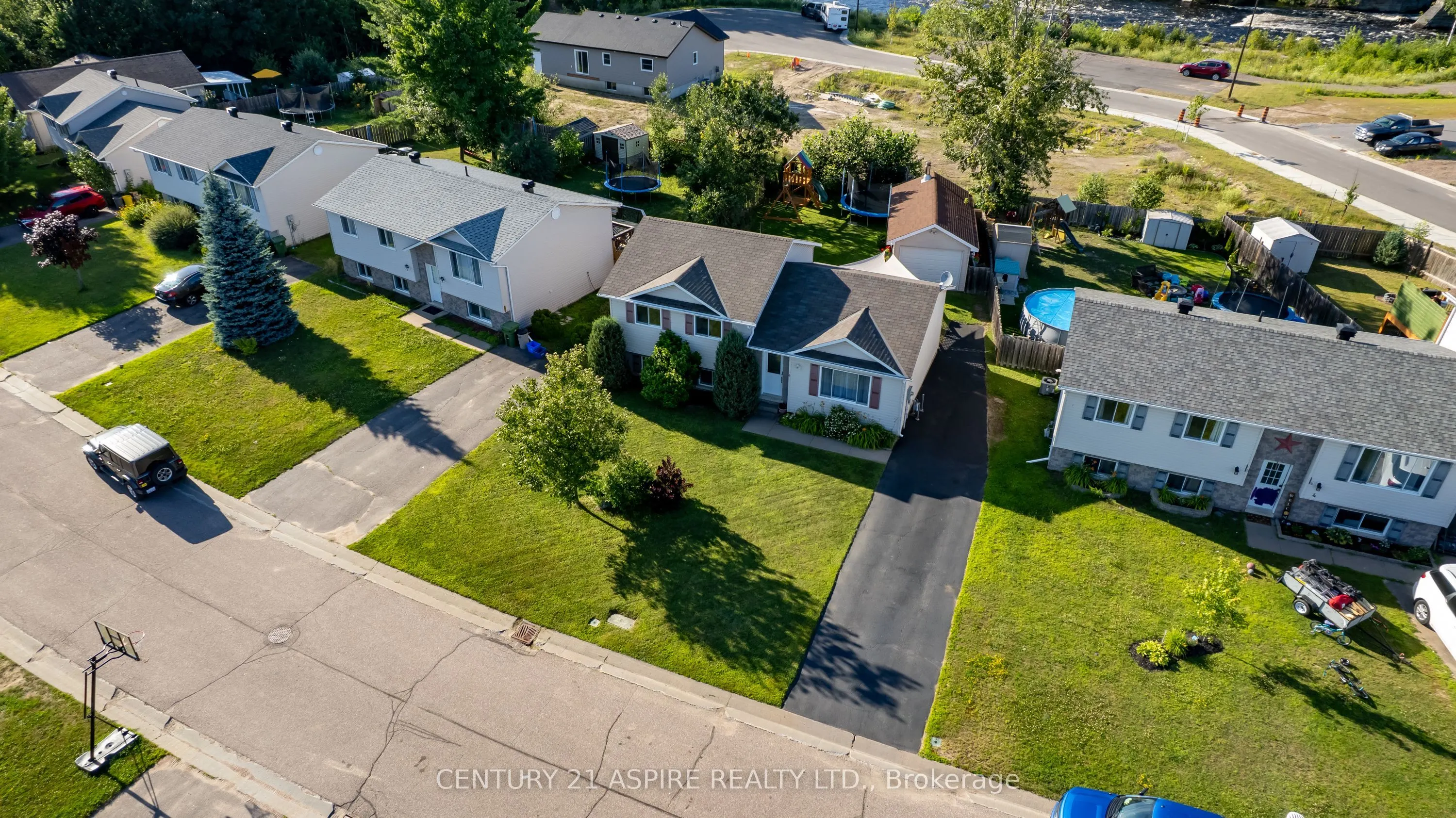 6 Gerald Avenue