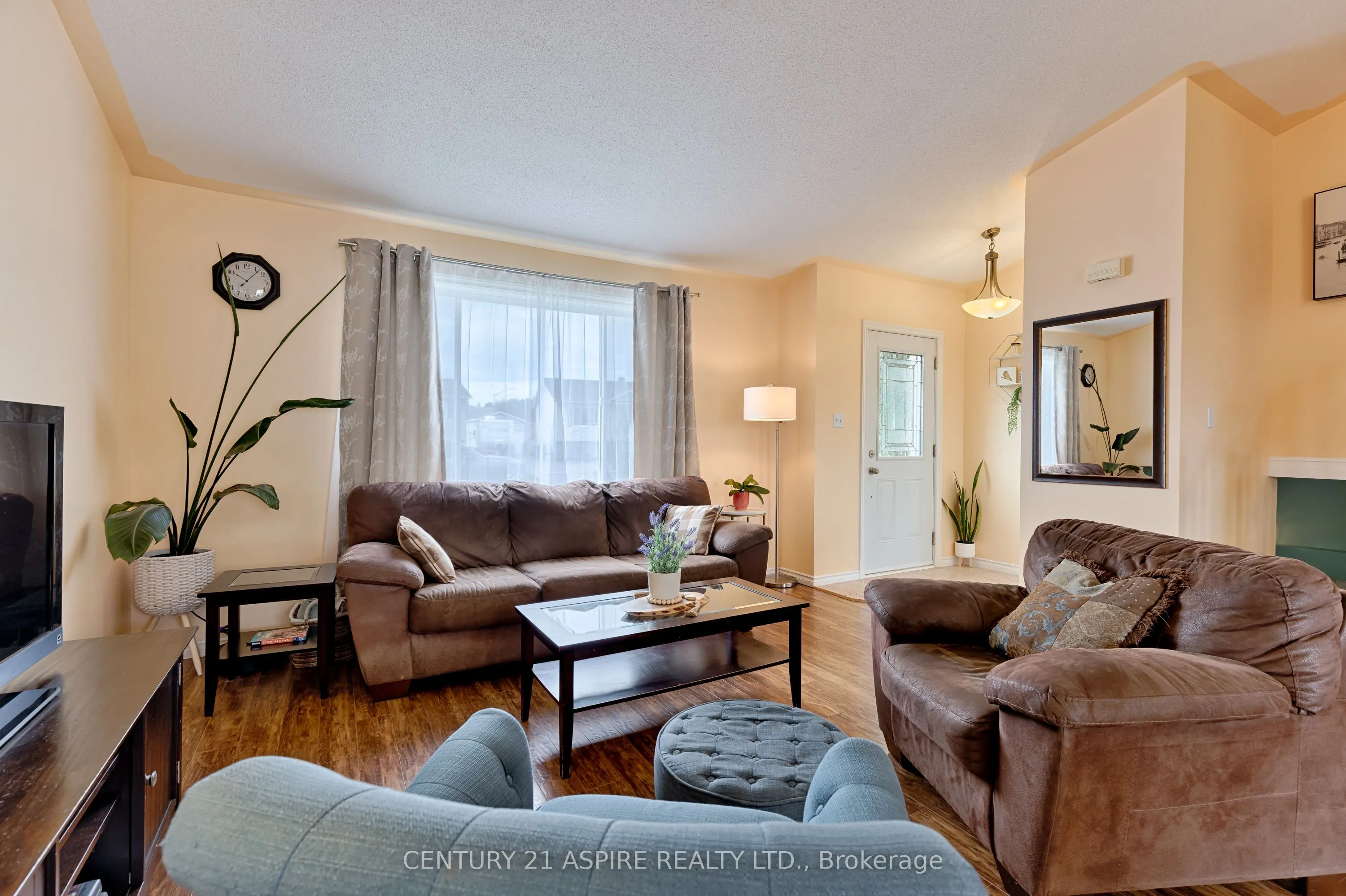 6 Gerald Avenue