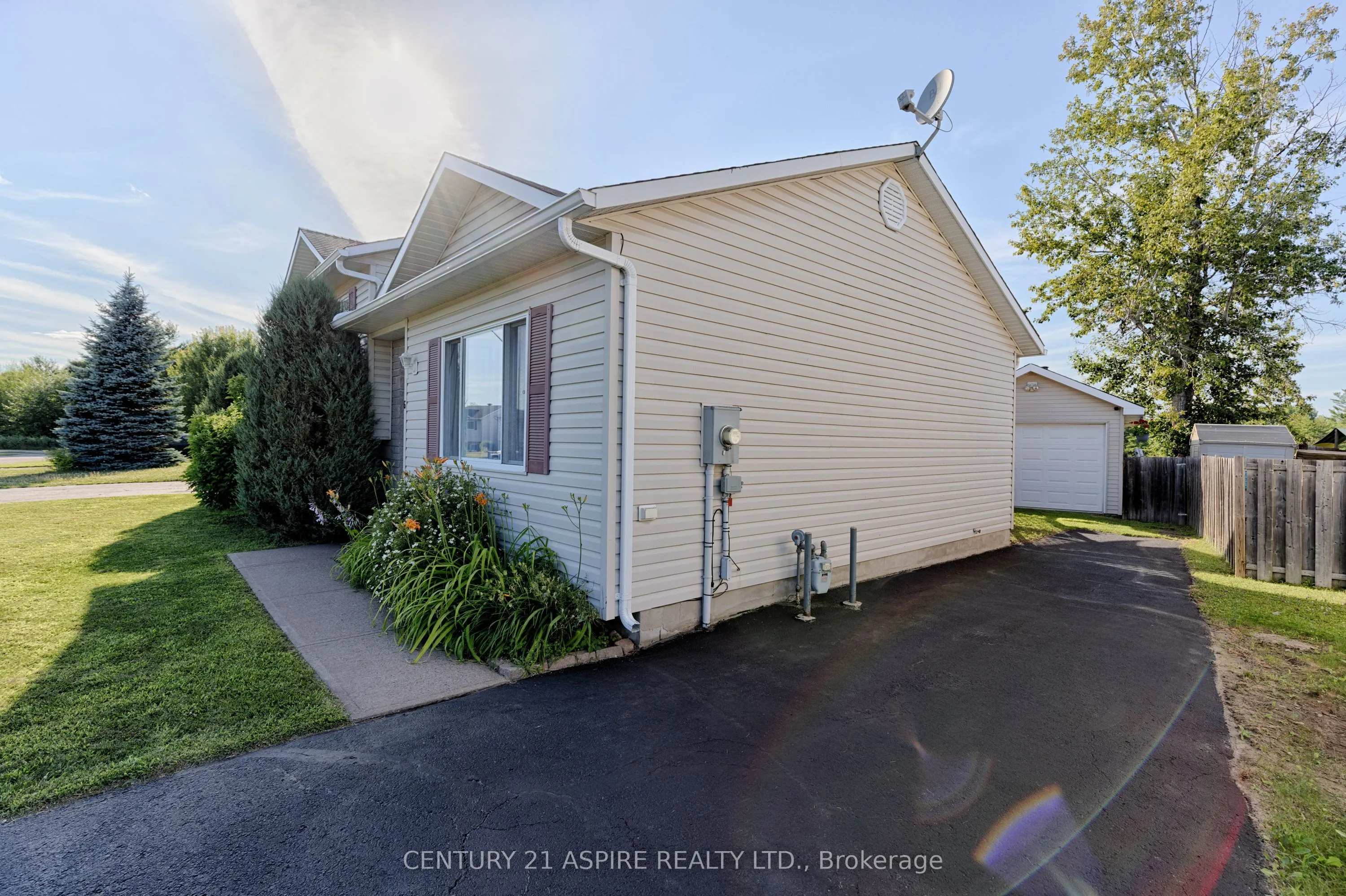 6 Gerald Avenue