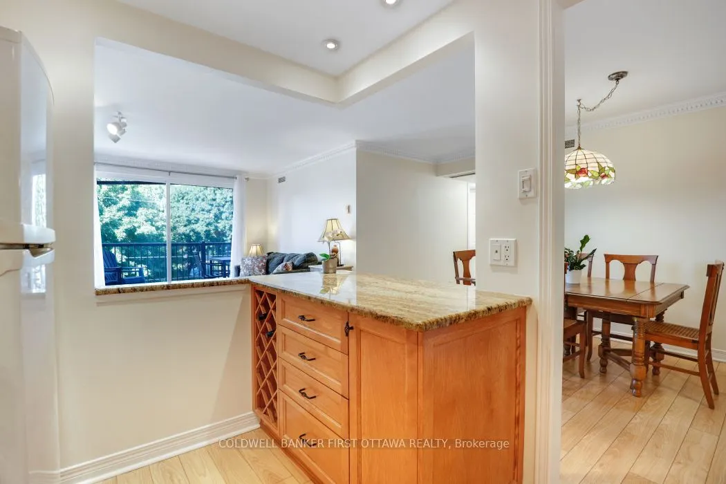 939 North River Road, #303