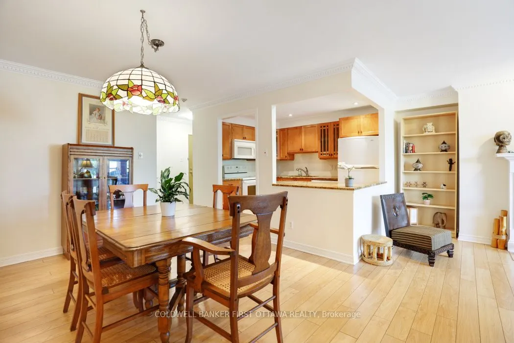 939 North River Road, #303