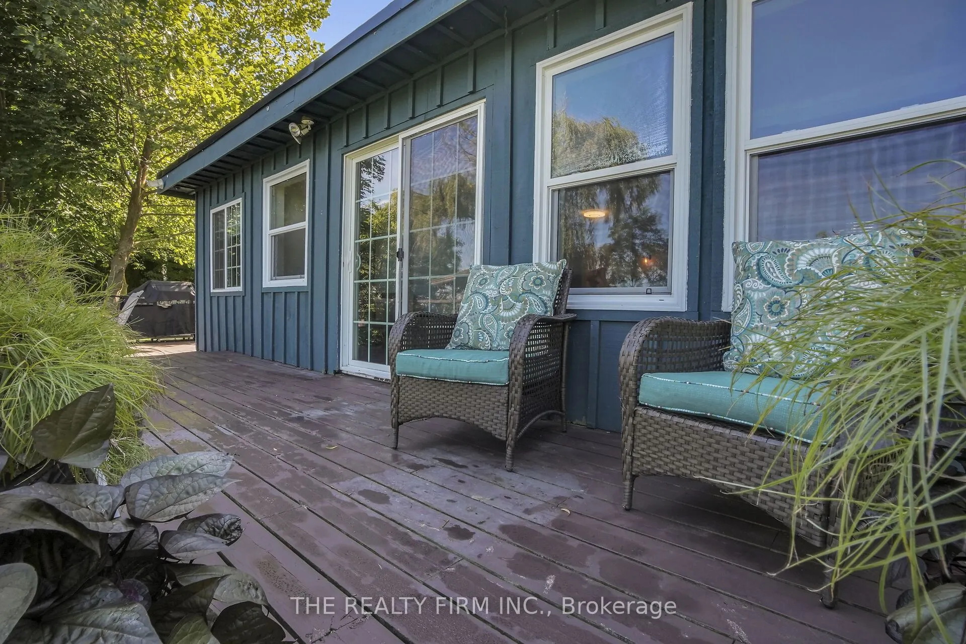 3692 Beverly Glen