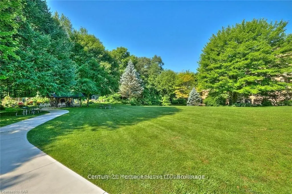 200 HWY 20 W Road, #103B